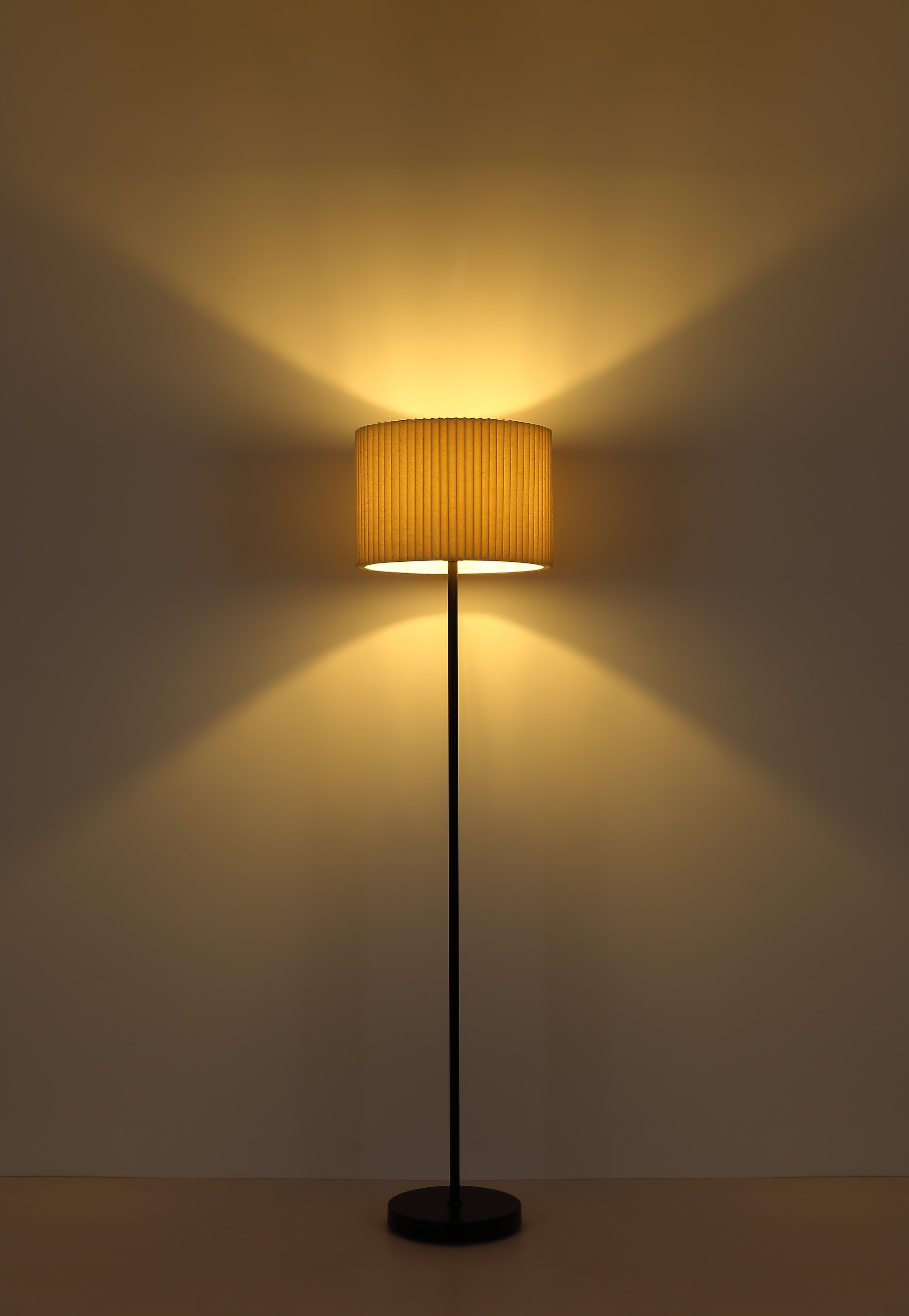 GLOBO LIGHTING Stehlampe »PAGE« E27 1 Stk. Stehlampe Wohnzimmer Schlafzimmer Flur Design-Leuchte