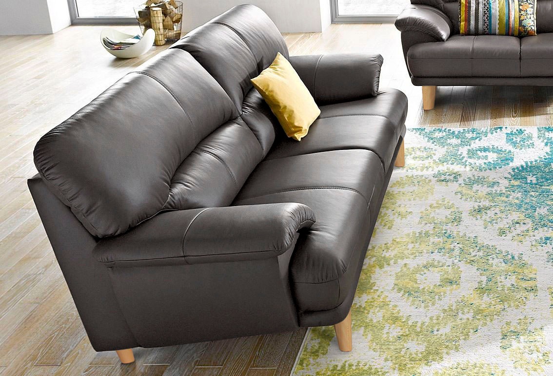 TRENDMANUFAKTUR 3-Sitzer »Cecilia, Sofa in italienischem Design«, mit tollem Sitzkomfort, extrabequeme Armlehnen, Holzfüße