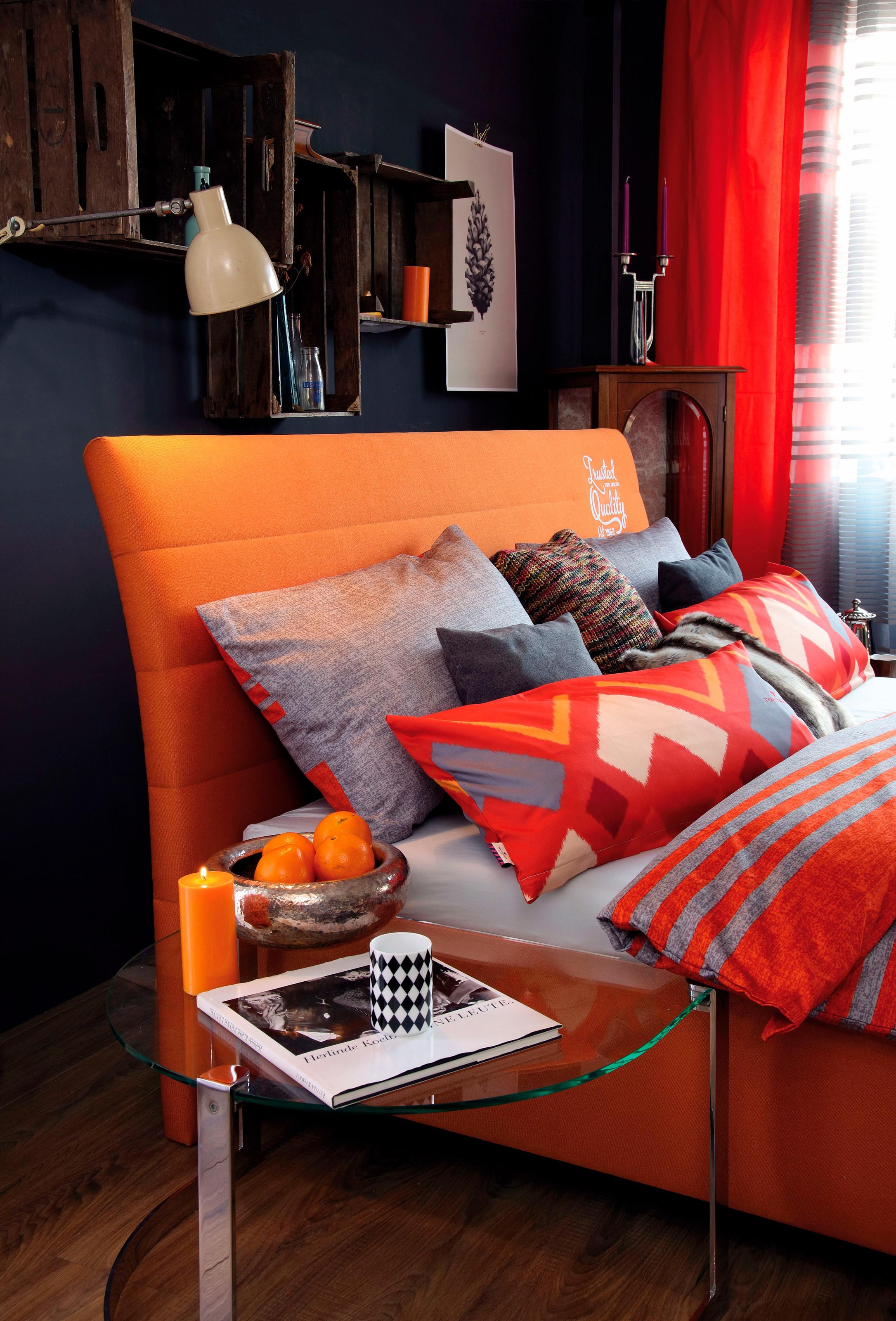 TOM TAILOR Polsterbett »SOFT LINES BED«, mit geschwungenem Kopfteil mit horizontaler Steppung