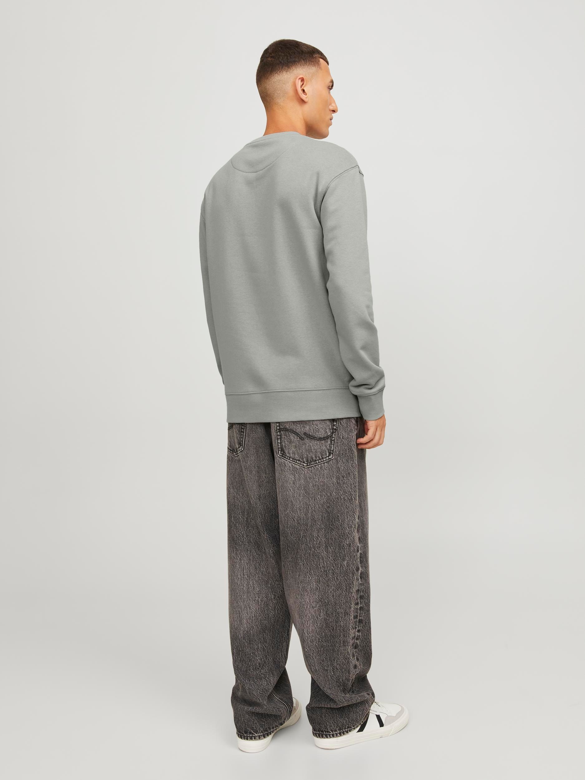 Jack & Jones Sweatshirt »JJESTAR BASIC SWEAT CREW NECK NOOS«, mit Rundhalsausschnitt