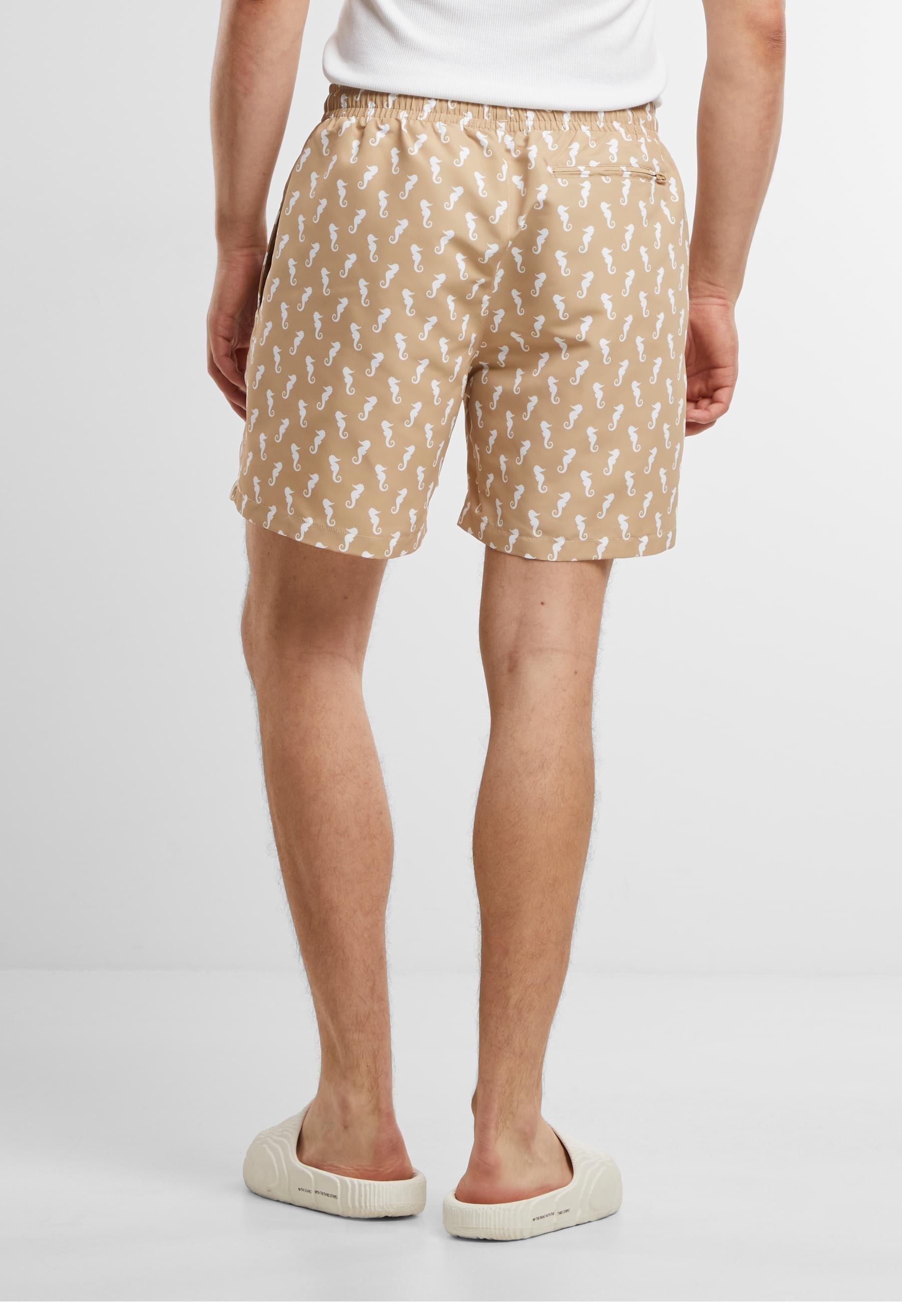URBAN CLASSICS Badeshorts »Urban Classics Herren Pattern Swim Shorts«