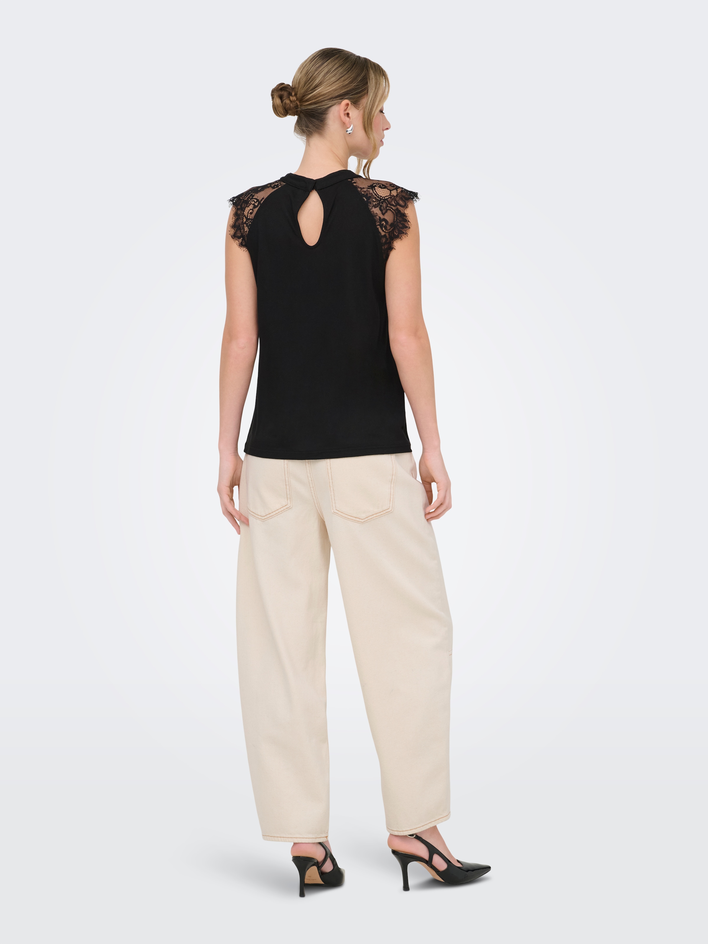 ONLY Kurzarmshirt »ONLNICOLA S/S TOP CS JRS« Viskose, regular fit, Rundhals