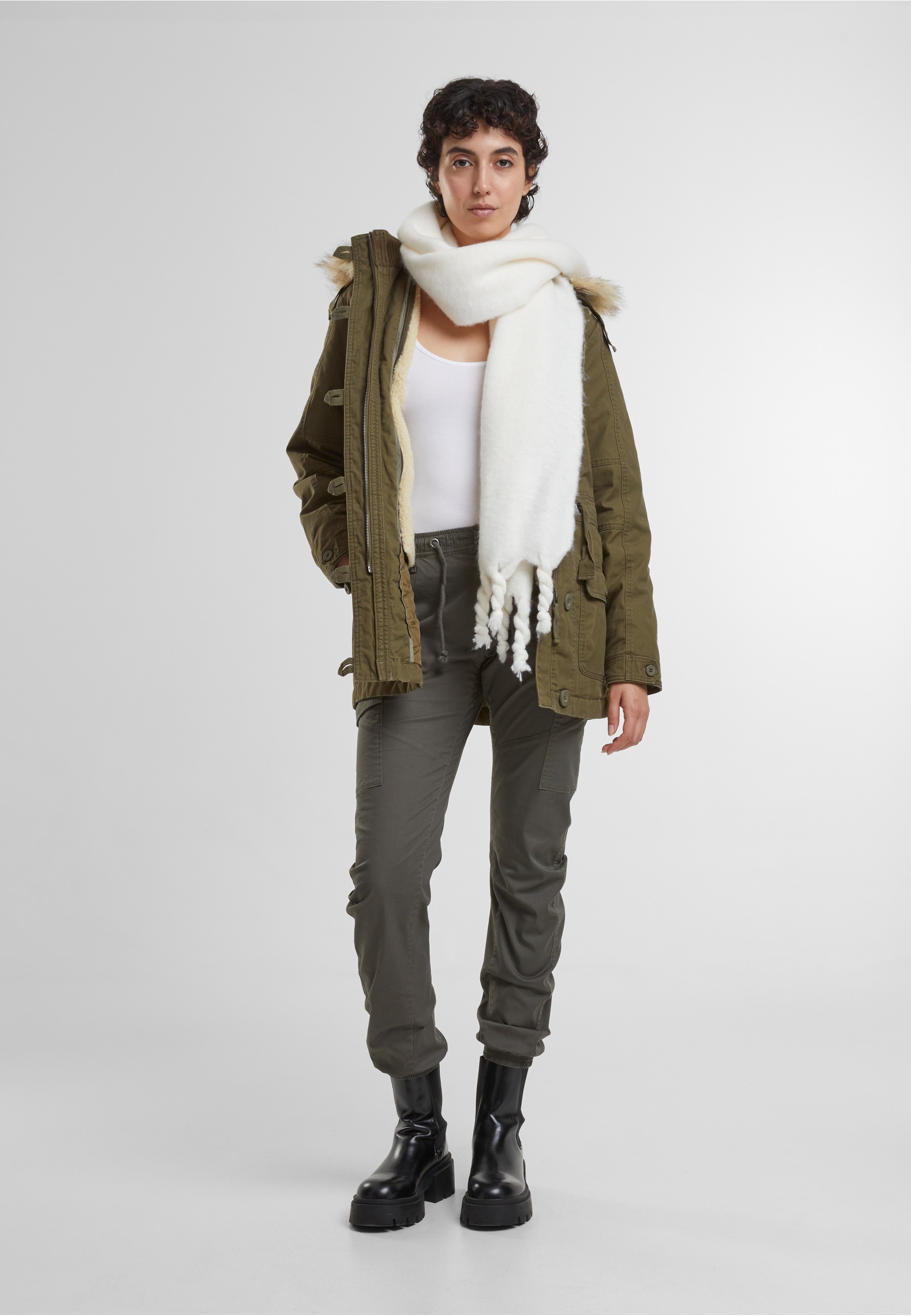 Brandit Parka »Brandit Brandit Women Nila Winterparka« 1 Stk. tlg. mit Kapuze
