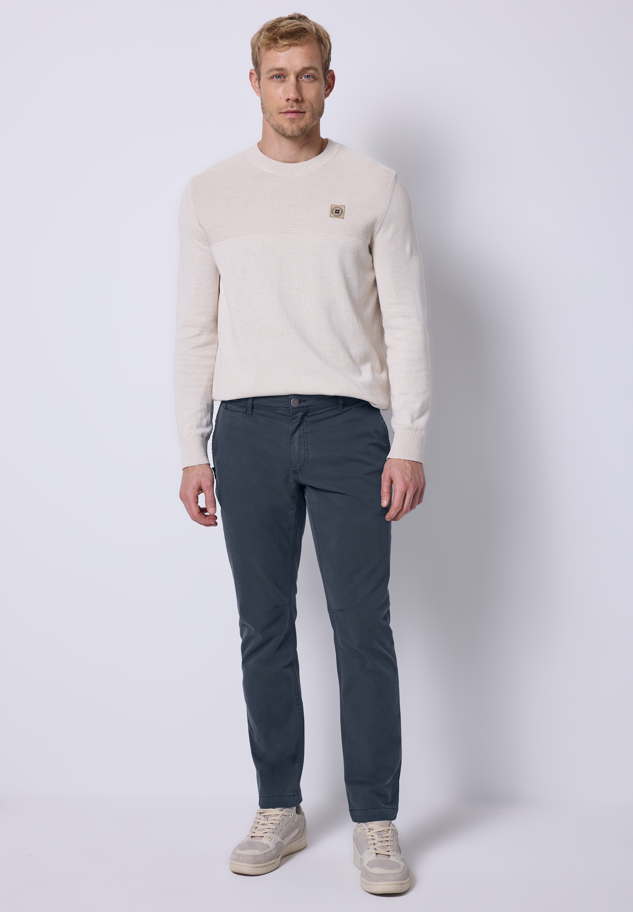 STREET ONE MEN Chinohose  aus Baumwolle mit Stretchanteil