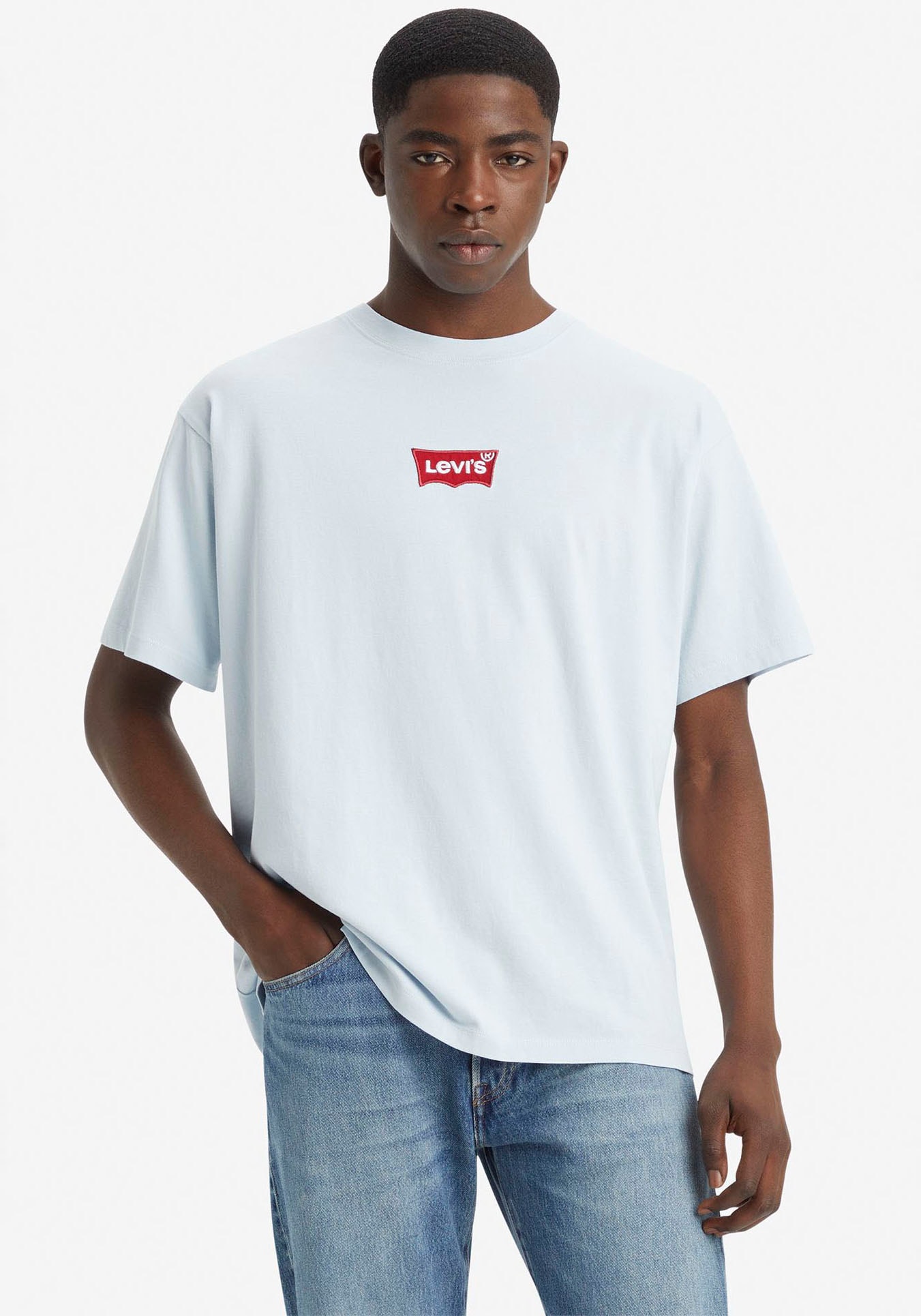 Levis T-Shirt "SEVINTAGE", mit Logo-Aufnäher auf der Brust günstig online kaufen