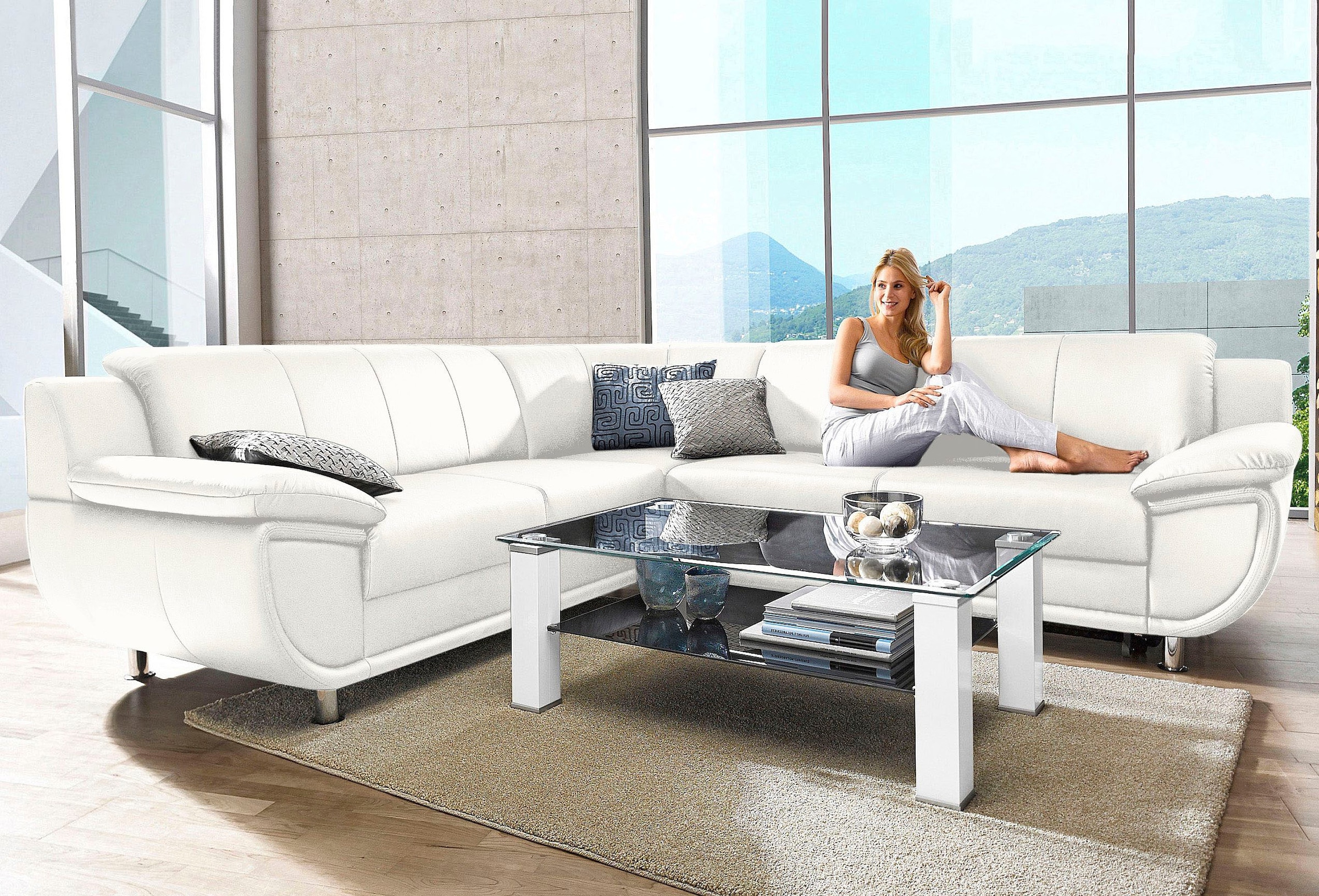 TRENDMANUFAKTUR Ecksofa »Rondo wahlweise mit Schlaffunktion, 267x247 cm (BxT), breite Armlehnen«, L-Form, wahlweise mit Federkern bestellbar, Füße chromfarben