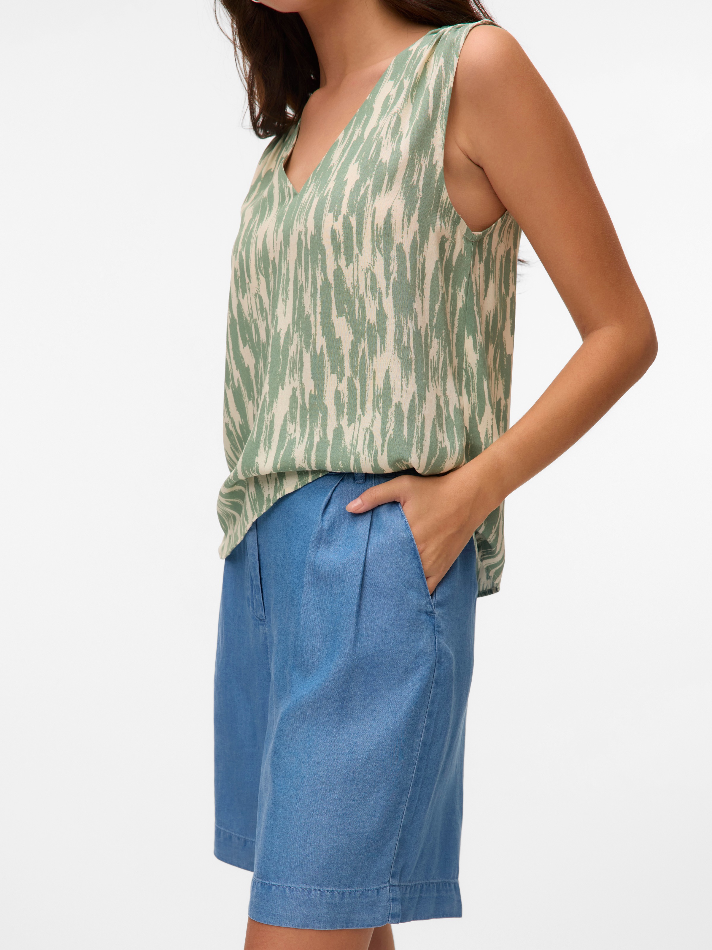 Thumbnail - Vero Moda Shorts "VMFLEUR HW BERMUDA TENCEL SHORTS GA" Viskose, loose fit