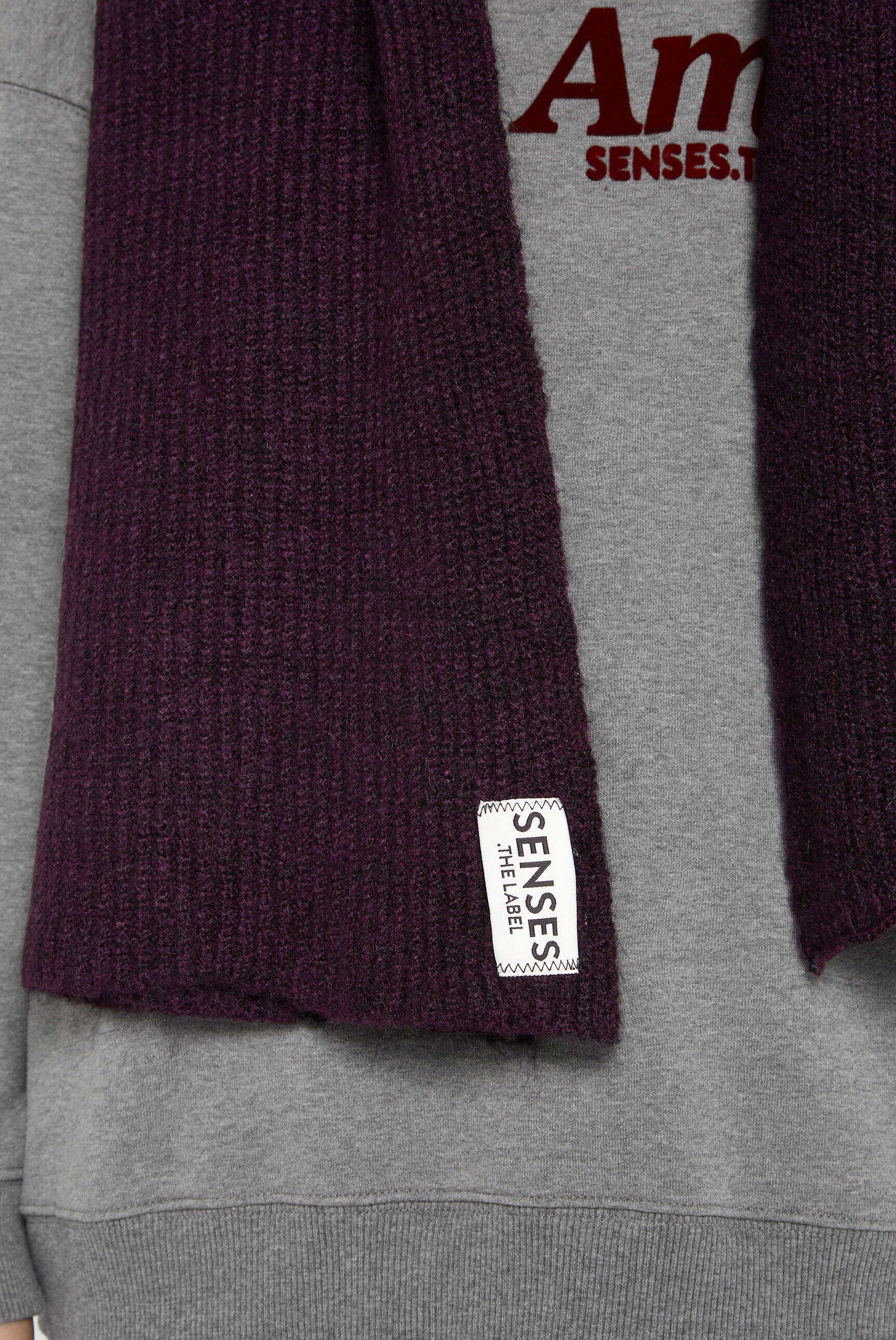 SENSES.THE LABEL Strickschal