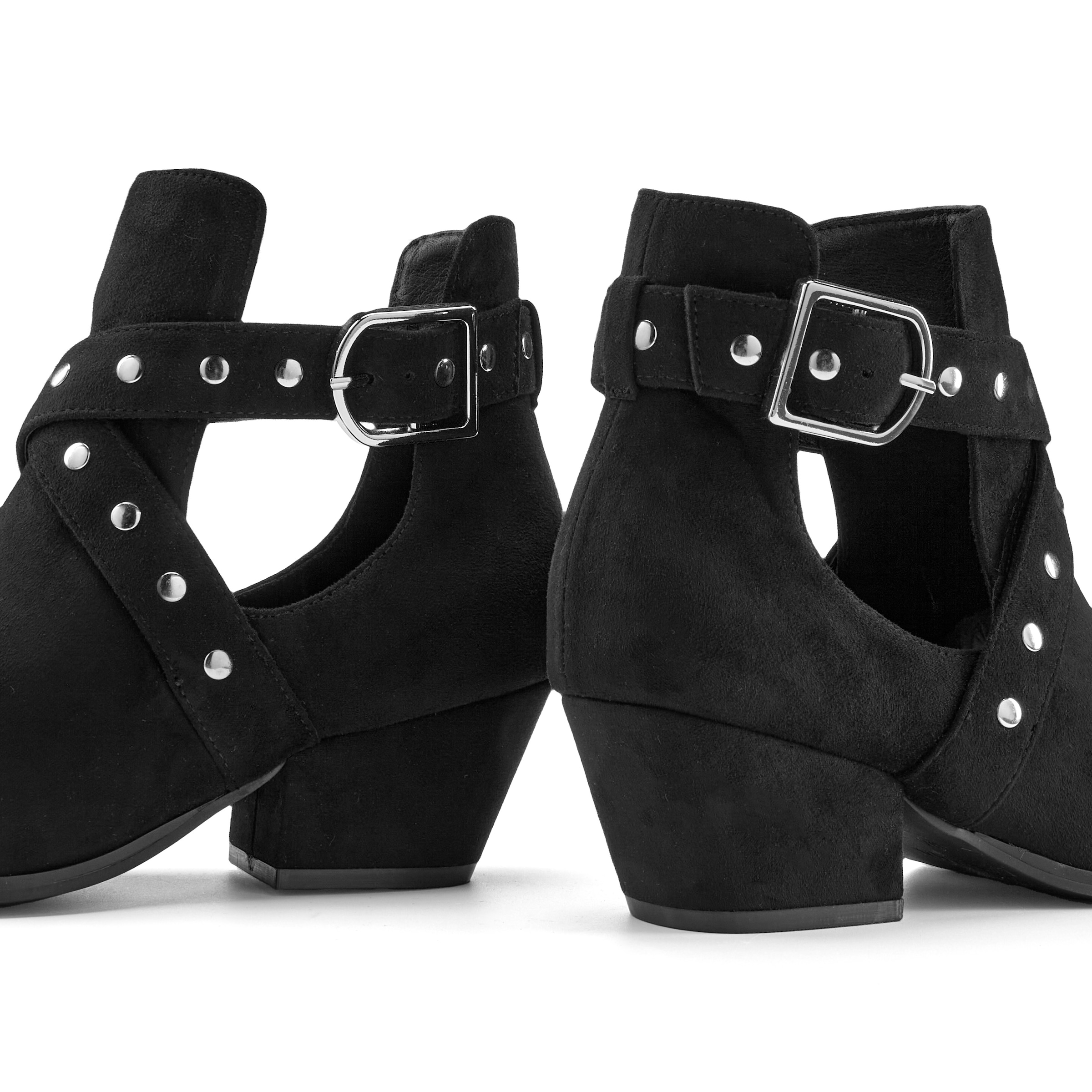 LASCANA Stiefelette »Stiefelette, Boot, Riemchenstiefelette«  Velours-Textil mit Nieten-Riemen, Cut-Outs und Blockabsatz