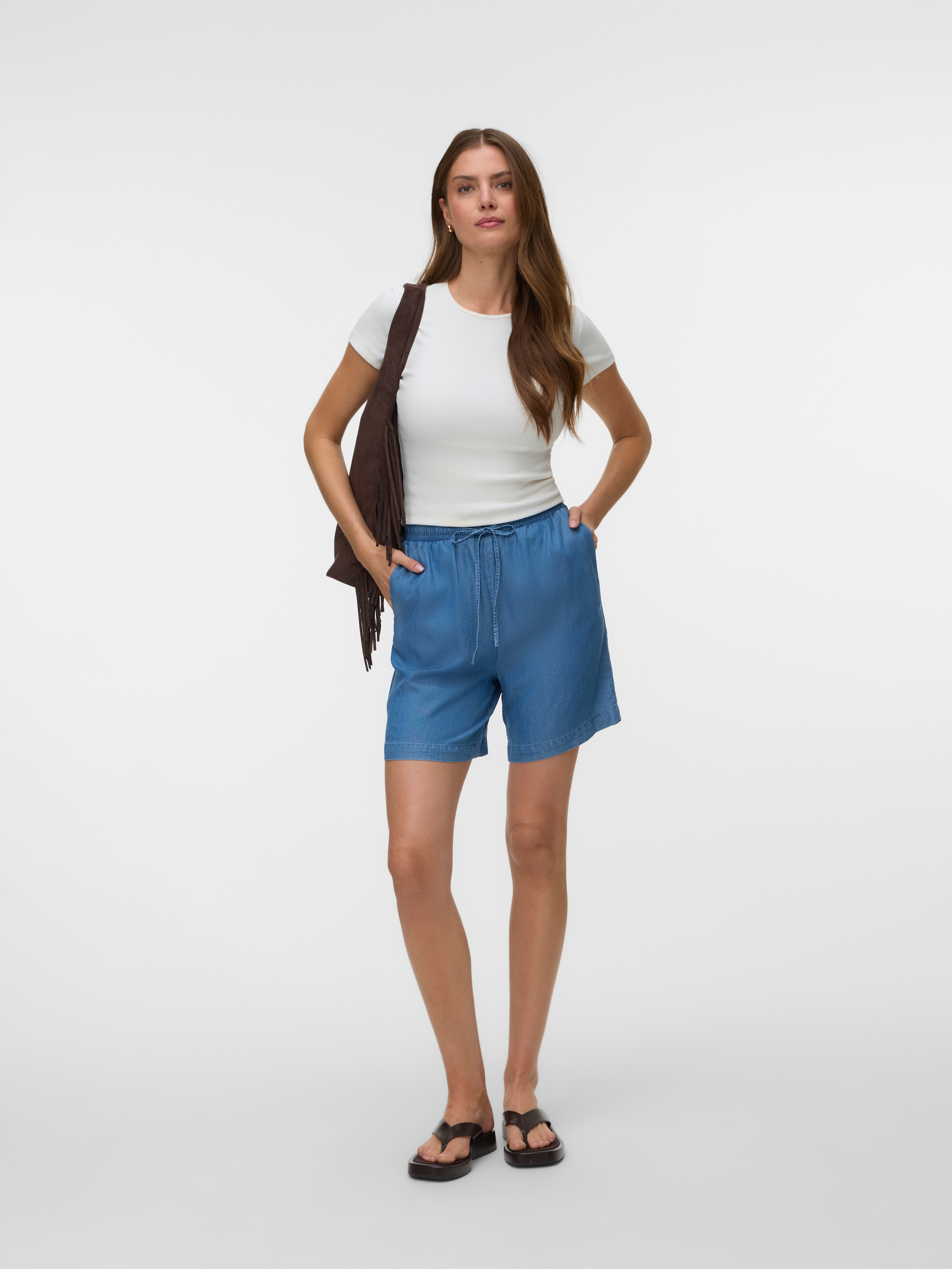Vero Moda Shorts »VMBREE HR LOOSE BERMUDA TENCEL SHORTS«  Viskose, loose fit