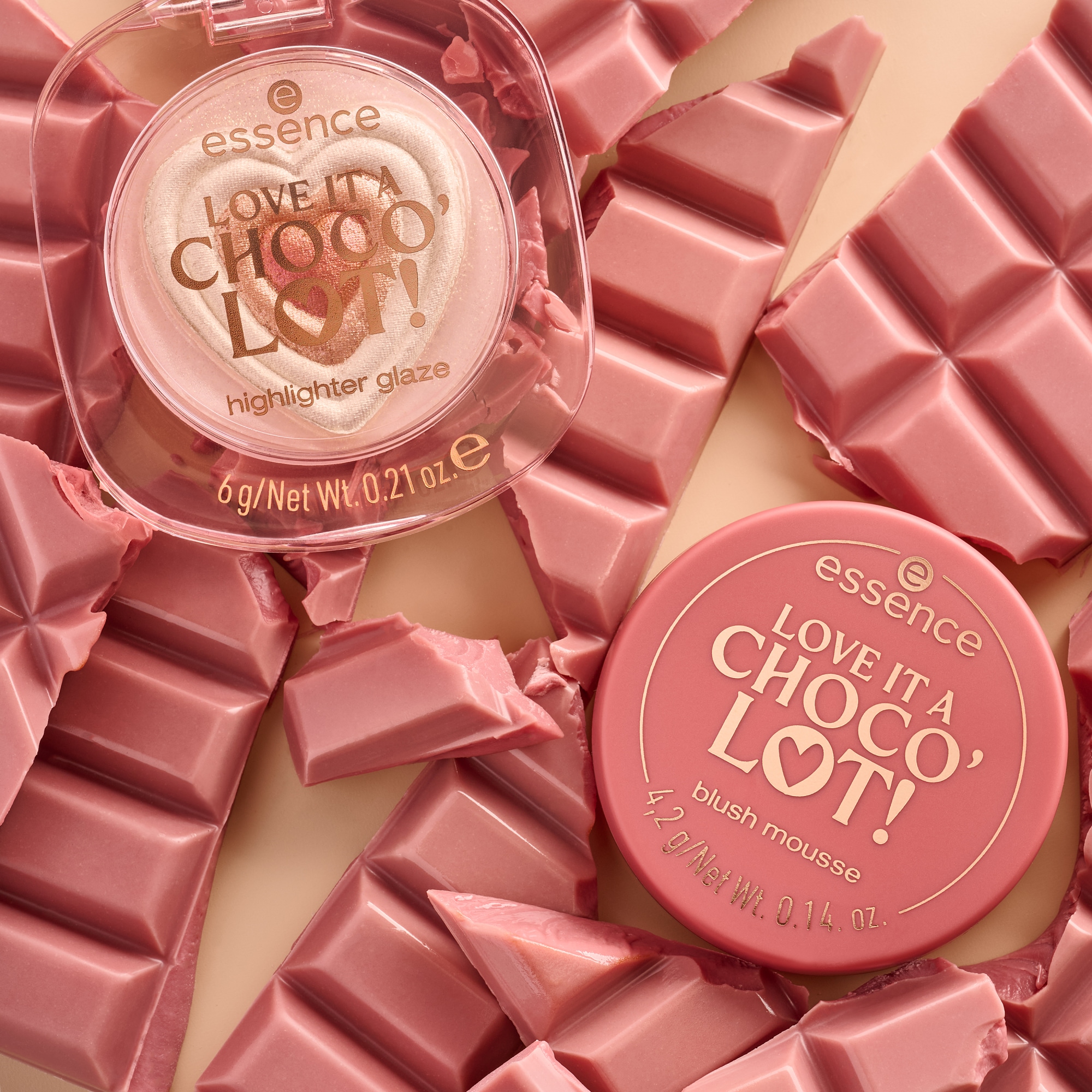 Essence Highlighter »LOVE IT A CHOCO' LOT! highlighter glaze«, (Set, 3 tlg.), mit glänzender Textur