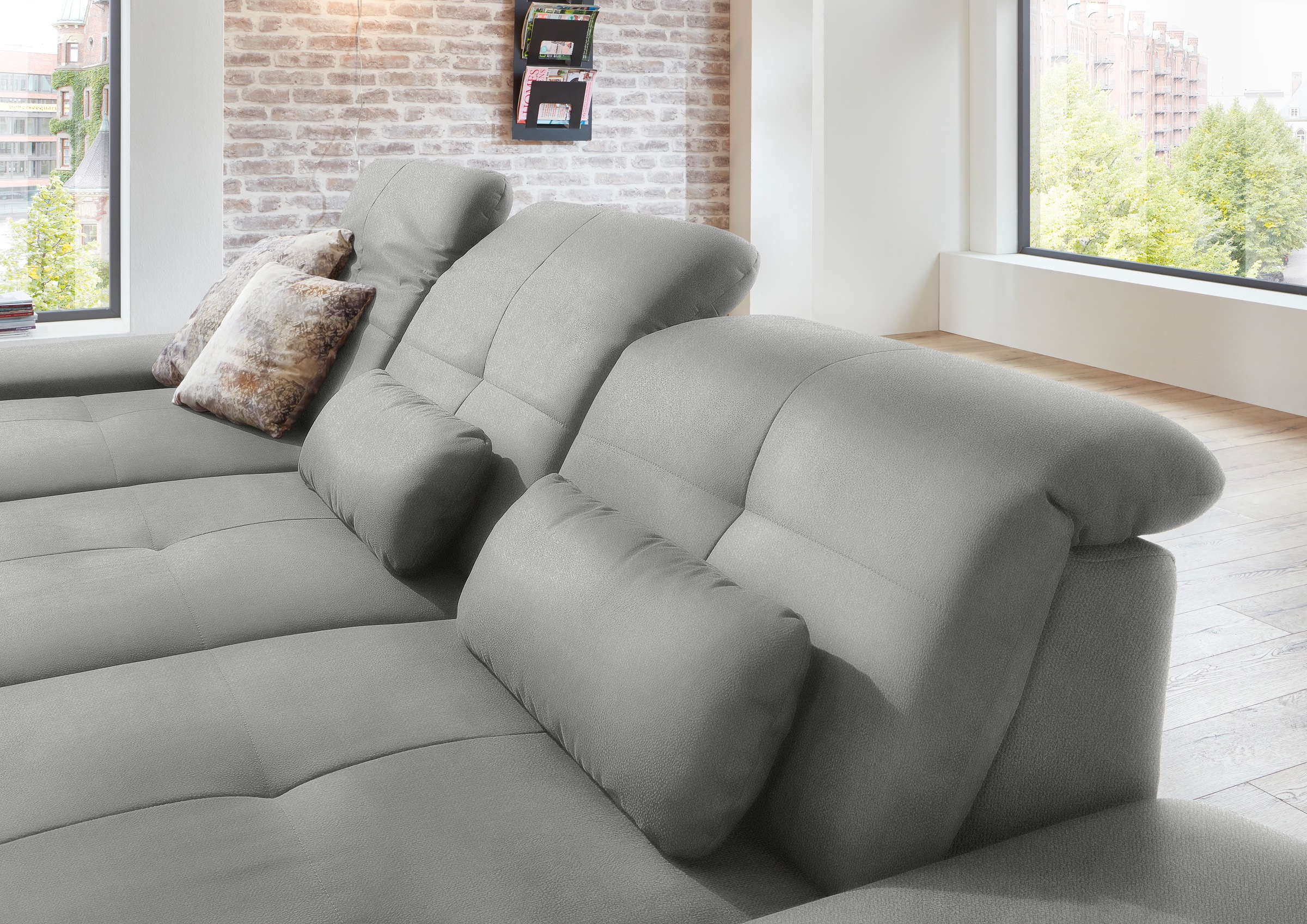 Die PlanBar Ecksofa »MP-IN16012 L-Form, mit Kaltschum-Polsterung«, inkl. Sitztiefenverstellung, wahlweise mit weiteren Funktionen