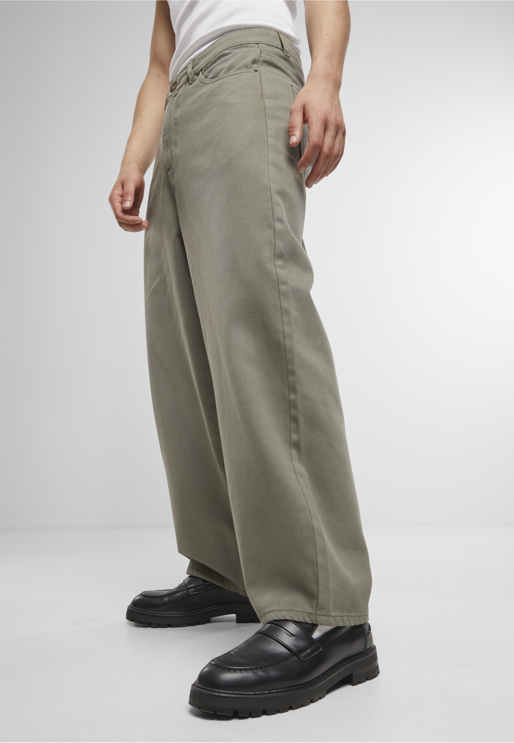 URBAN CLASSICS Bequeme Jeans »Urban Classics Tapered Heavy Ounce Baggy Jeans«