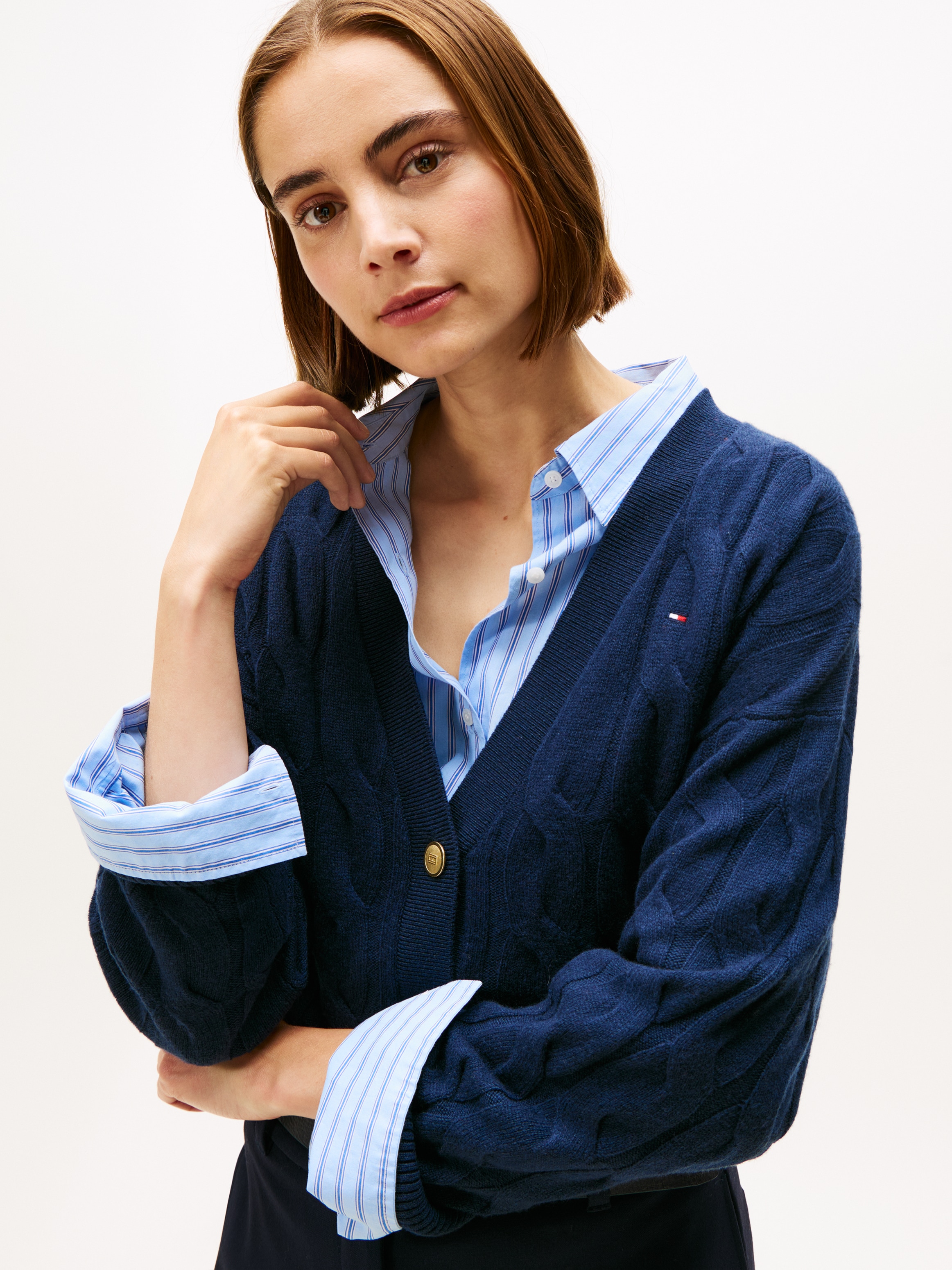 Tommy Hilfiger Strickjacke »SOFT WOOL CABLE CARDIGAN«, mit Zopfmuster, aus reiner Wolle