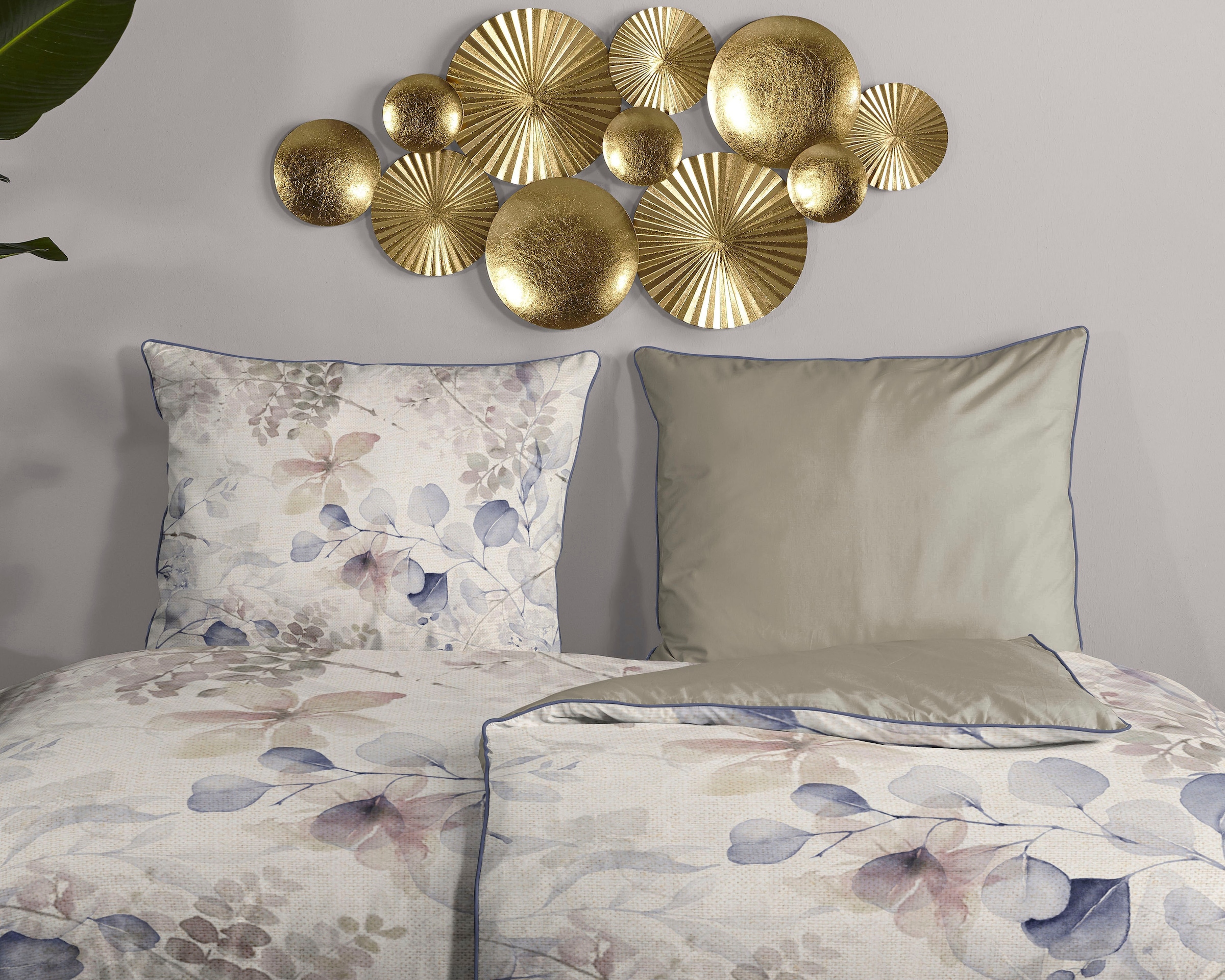 Descanso Wendebettwäsche »Fivien«, Baumwolle, Satin, 135x200, Biese, Reißverschluss, Wendeoptik, Sand