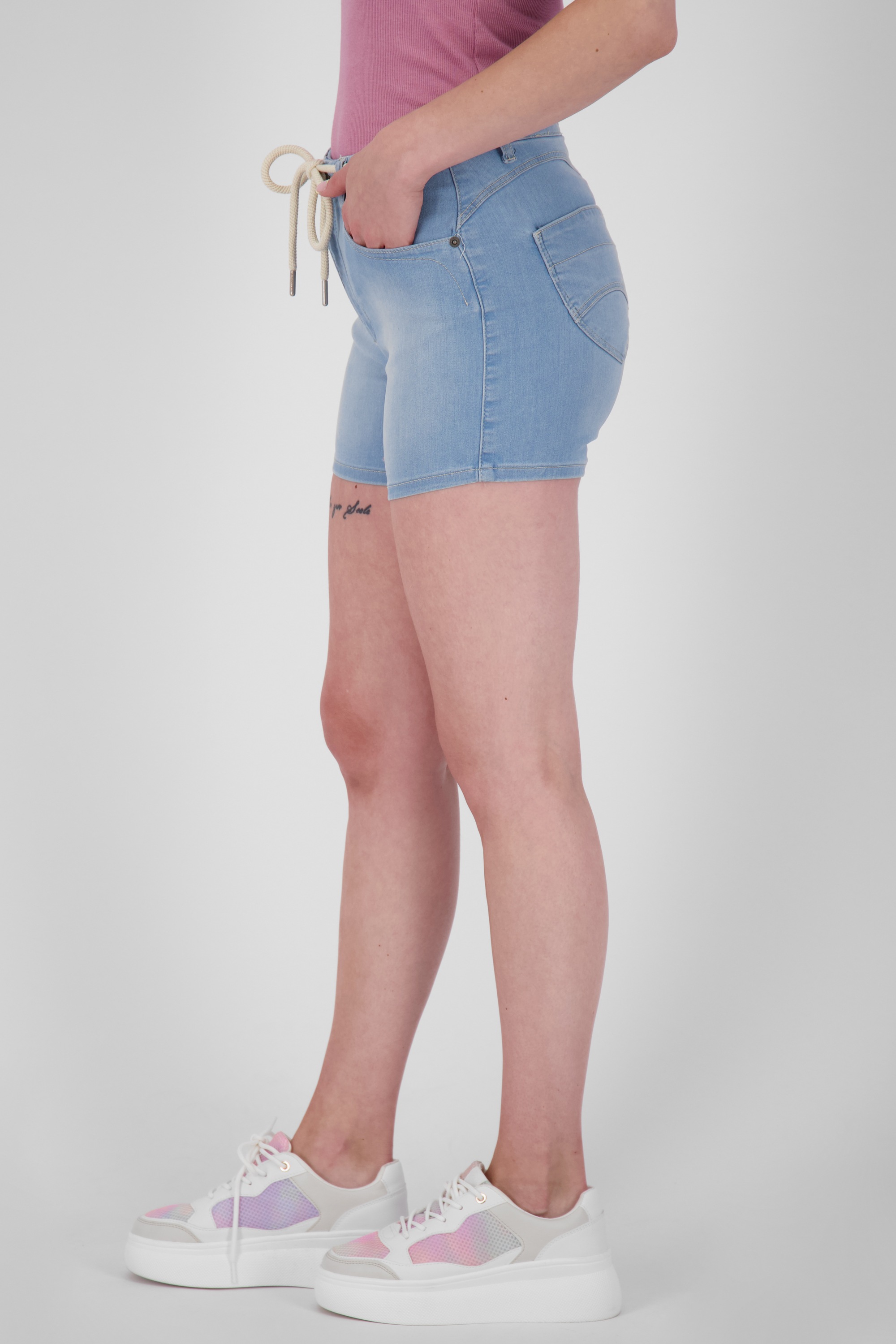 Alife & Kickin Shorts »Damen JanaAK DNM A«
