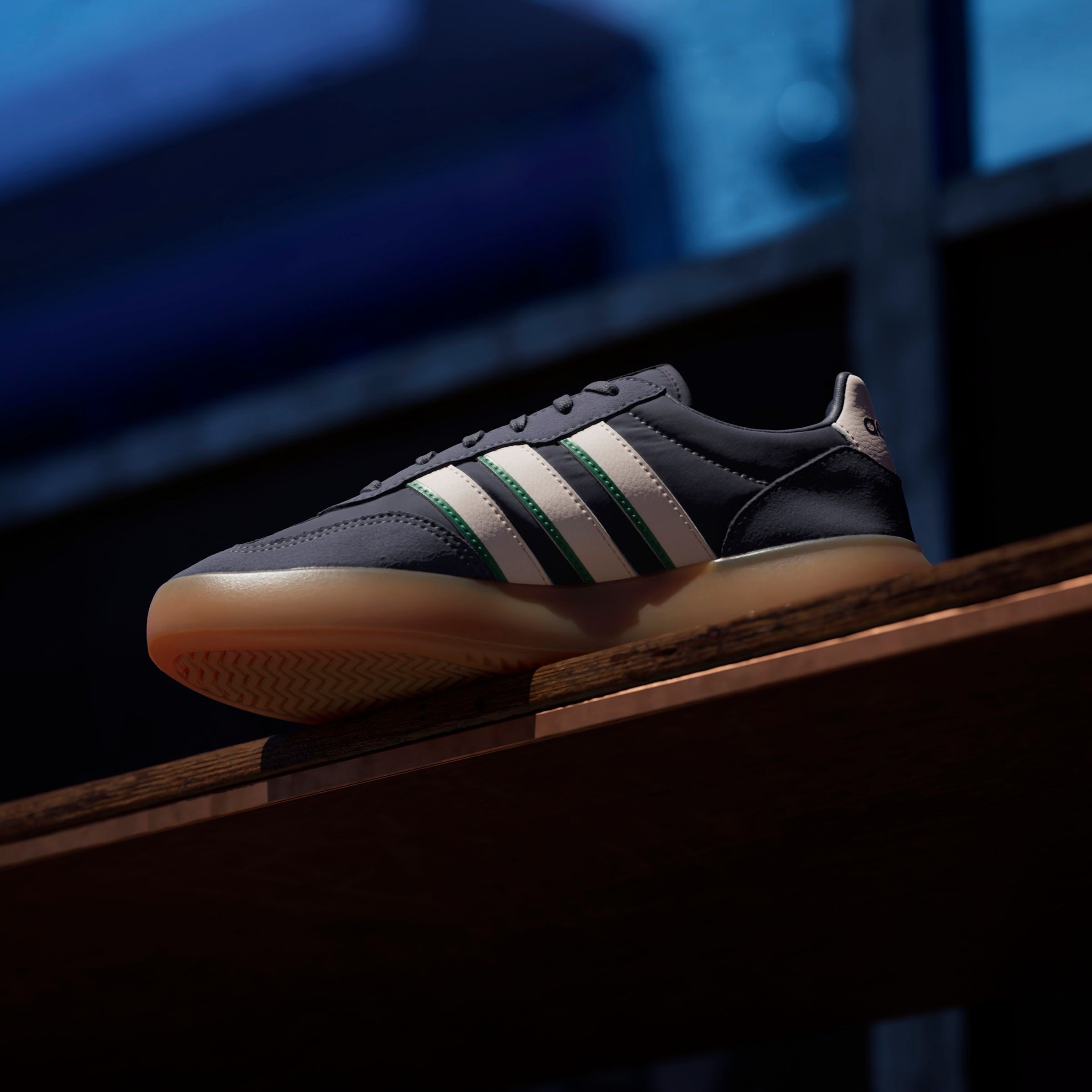 adidas Sportswear Sneaker »BARREDA DECODE«, Design auf den Spuren des adidas Handball Spezial