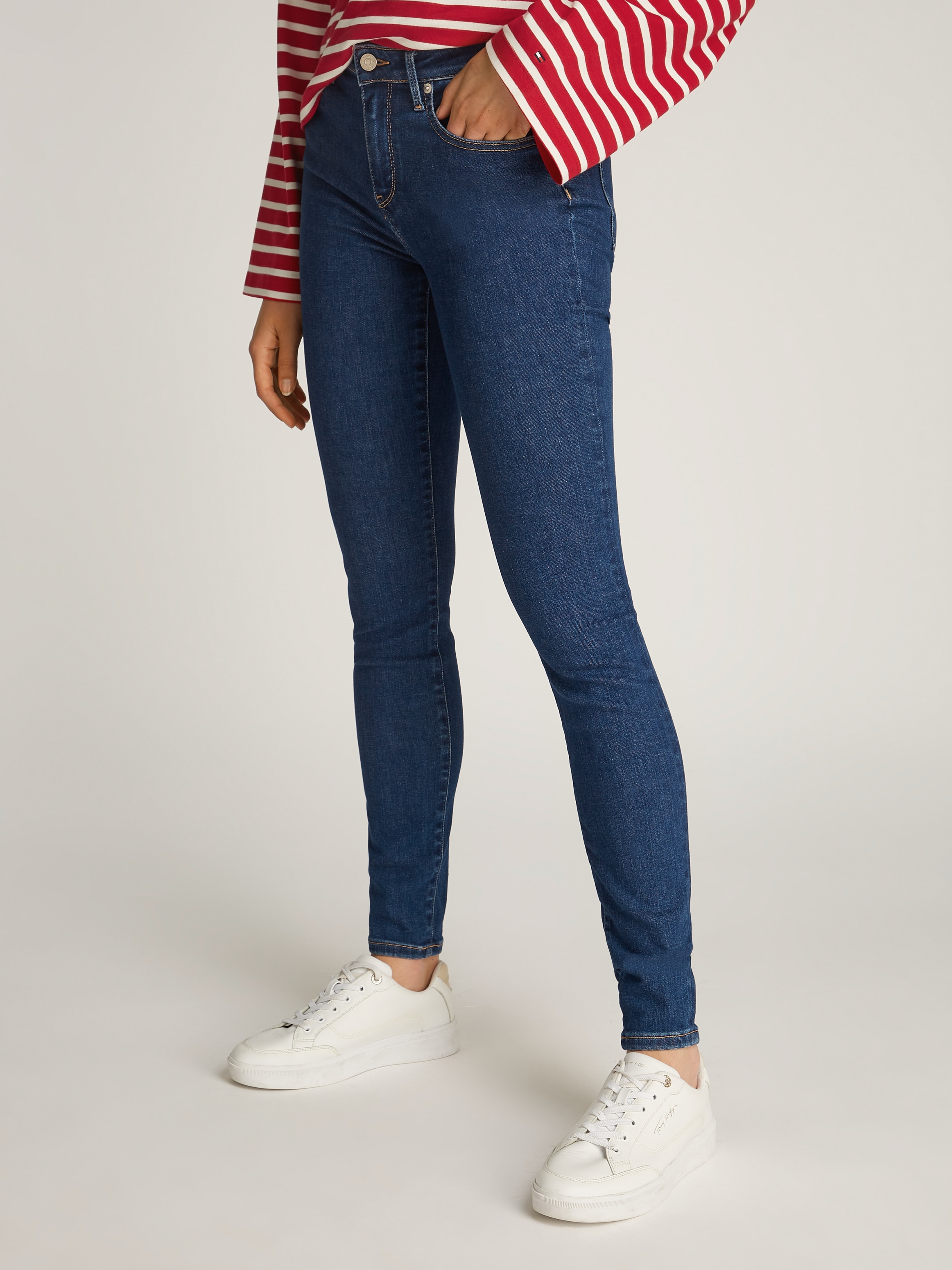 Tommy Hilfiger Skinny-fit-Jeans »COMO Skinny Regular Waist«, mit Logo-Badge, in Knöchellänge