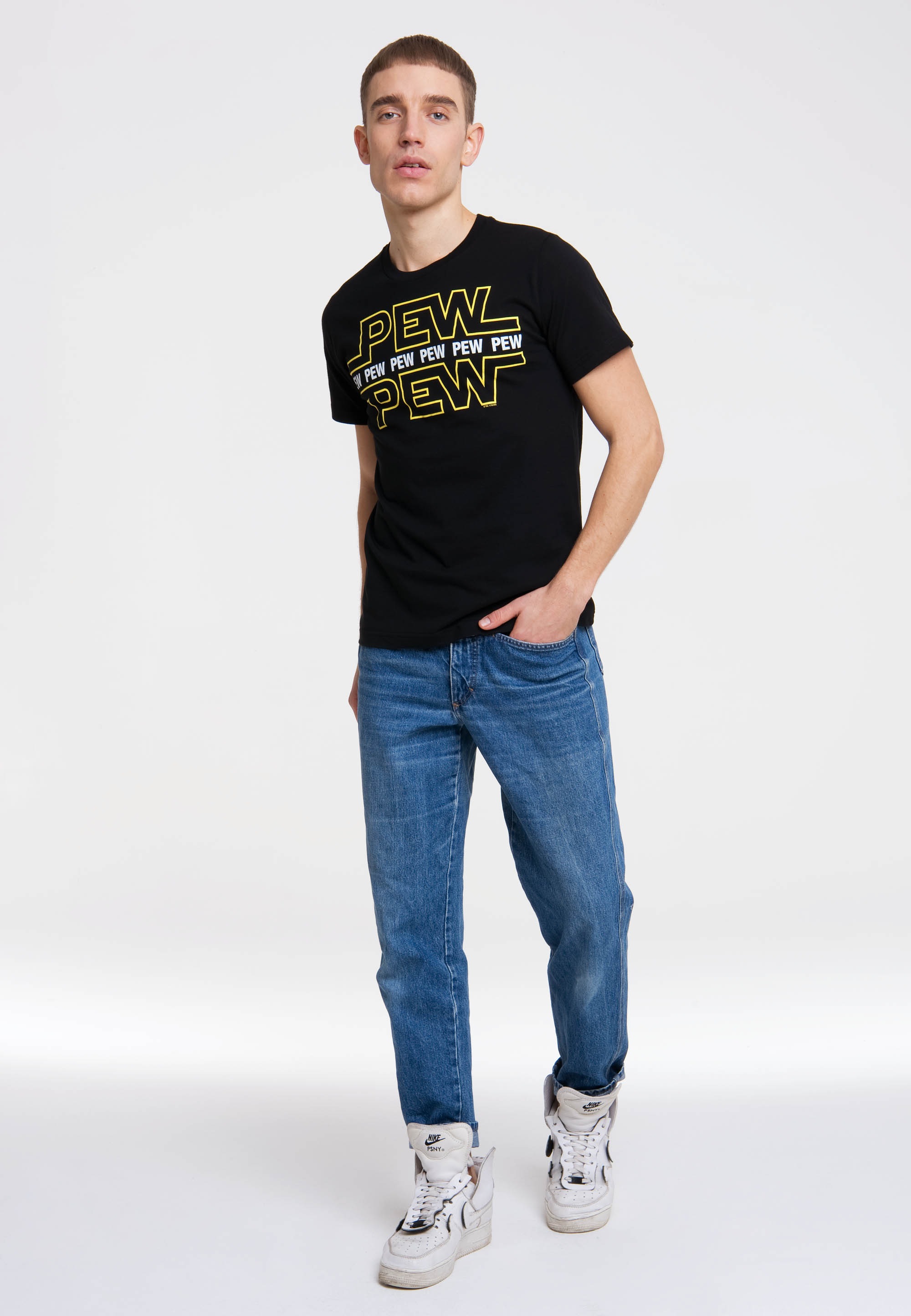 LOGOSHIRT T-Shirt »Pew Pew«, mit lustigem Frontprintmotiv