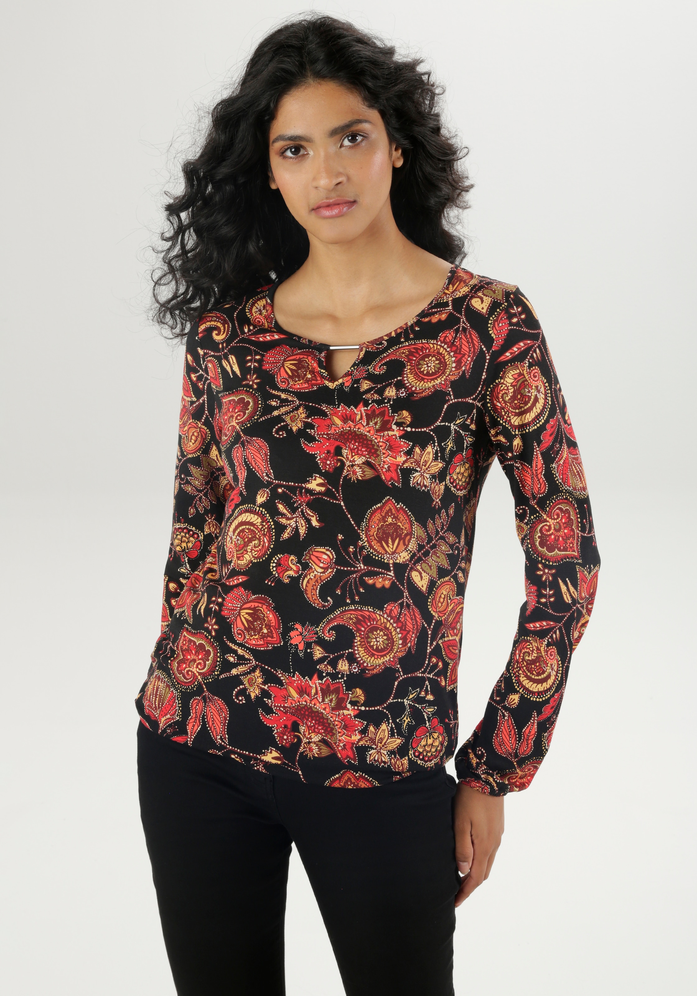 Langarmshirt, mit Paisley-Print und Cut-Out