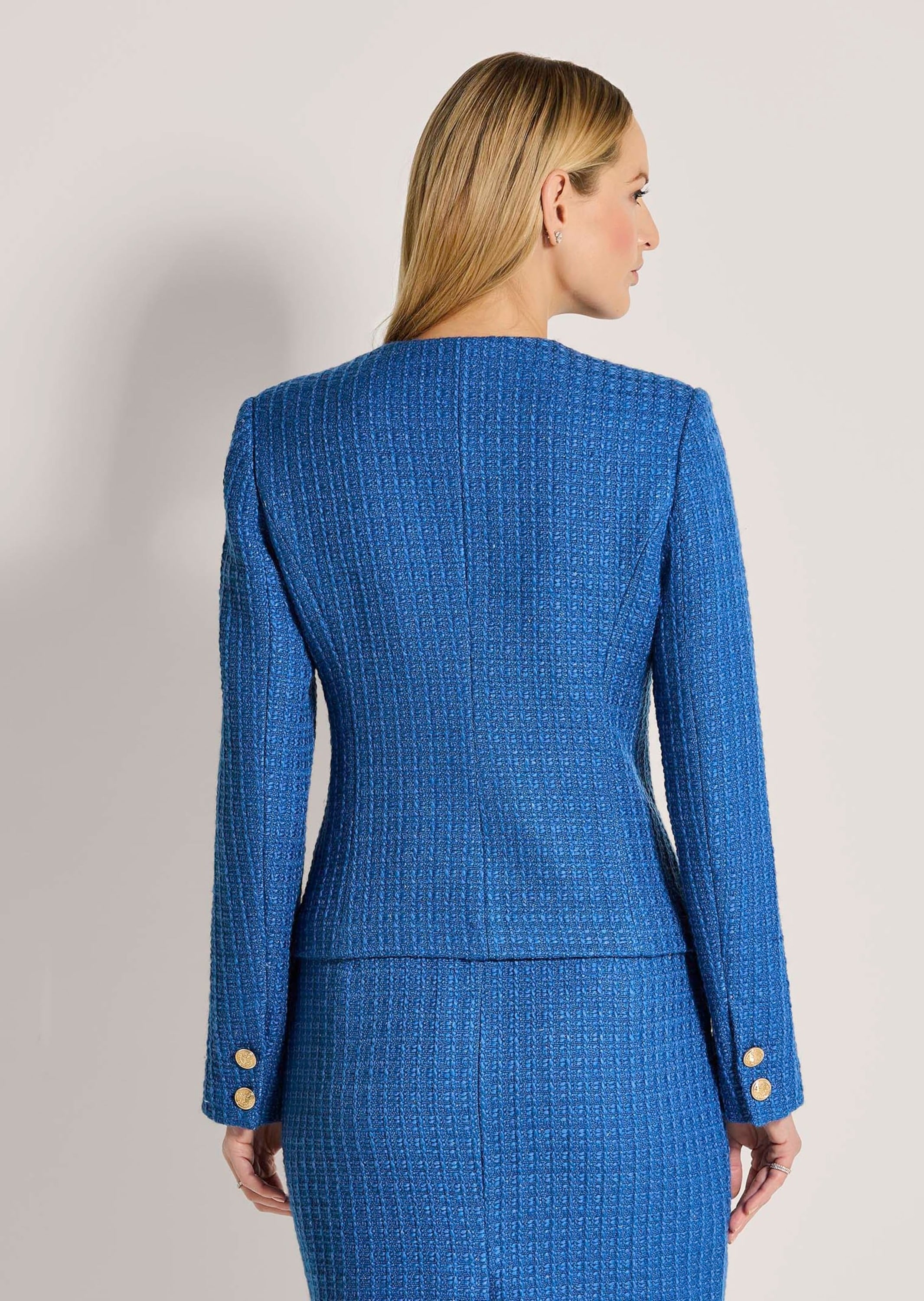 MADELEINE Jerseyblazer »Blazer Couturiger Kurzblazer mit goldfarbenen Knöpfen«