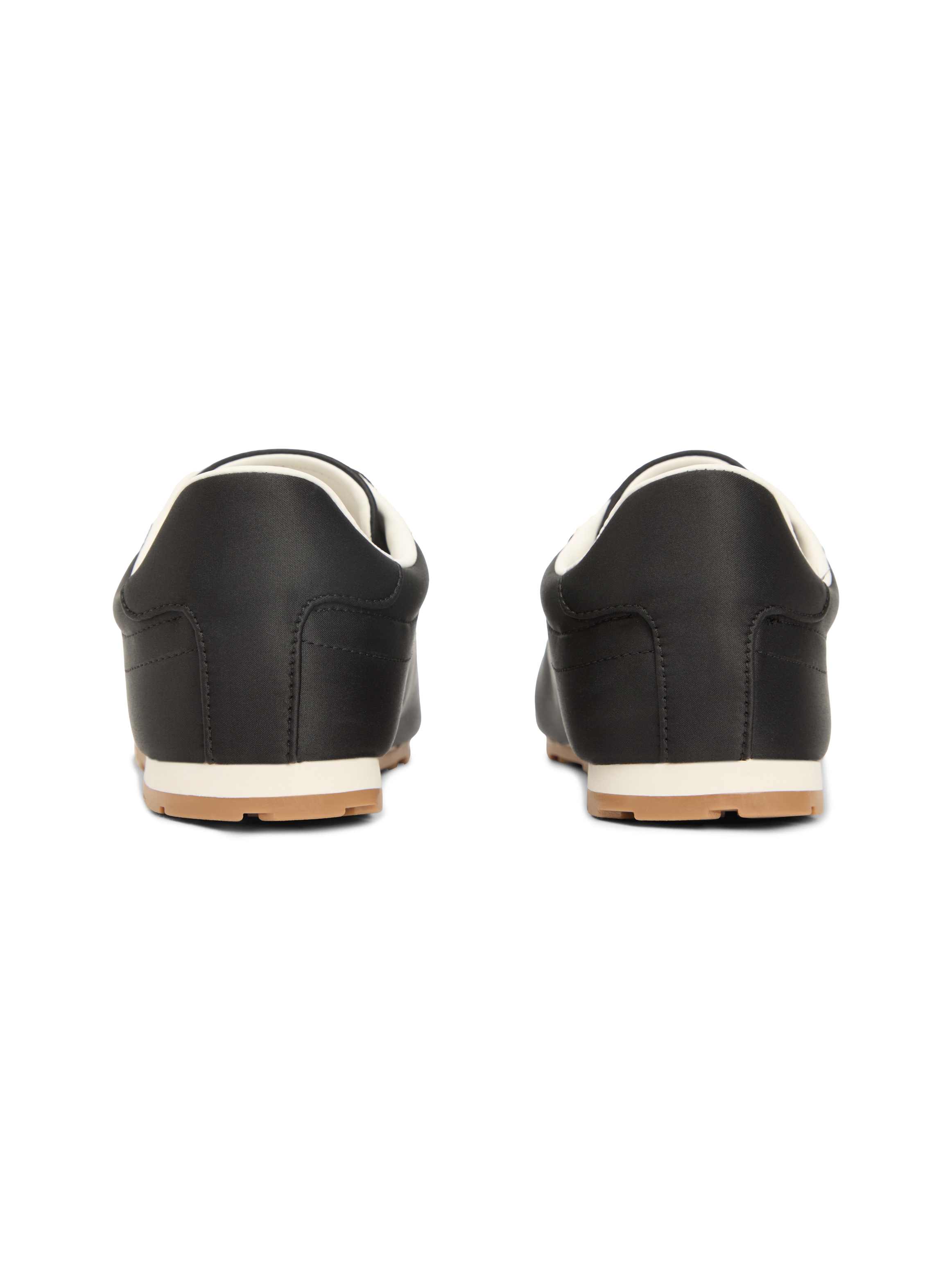 Tommy Hilfiger Sneaker »TH BELLA LOW RUNNER SATIN«  Freizeitschuh, Halbschuh, Schnürer mit seitlichem TH-Logo
