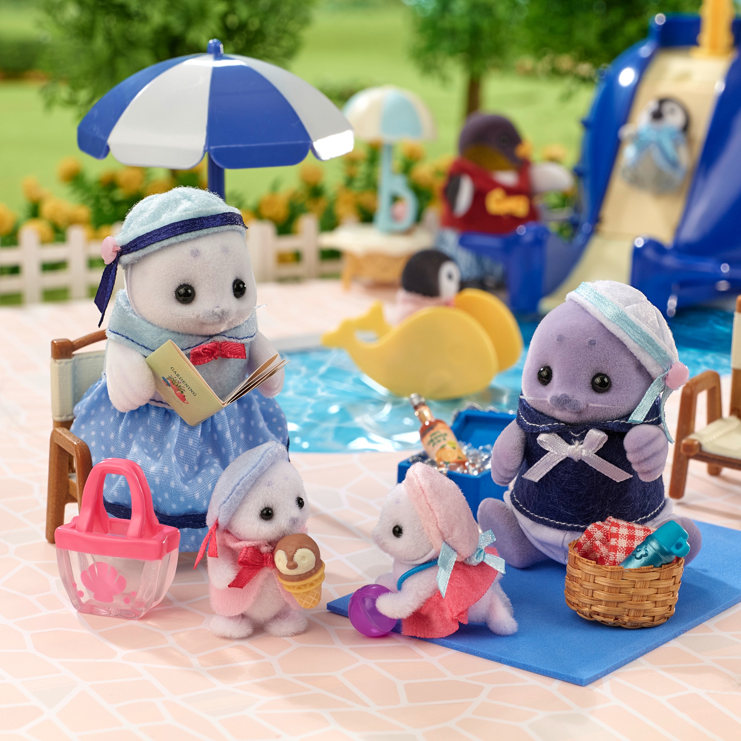 Sylvanian Families Spielfigur »Robben Familie (5759)«