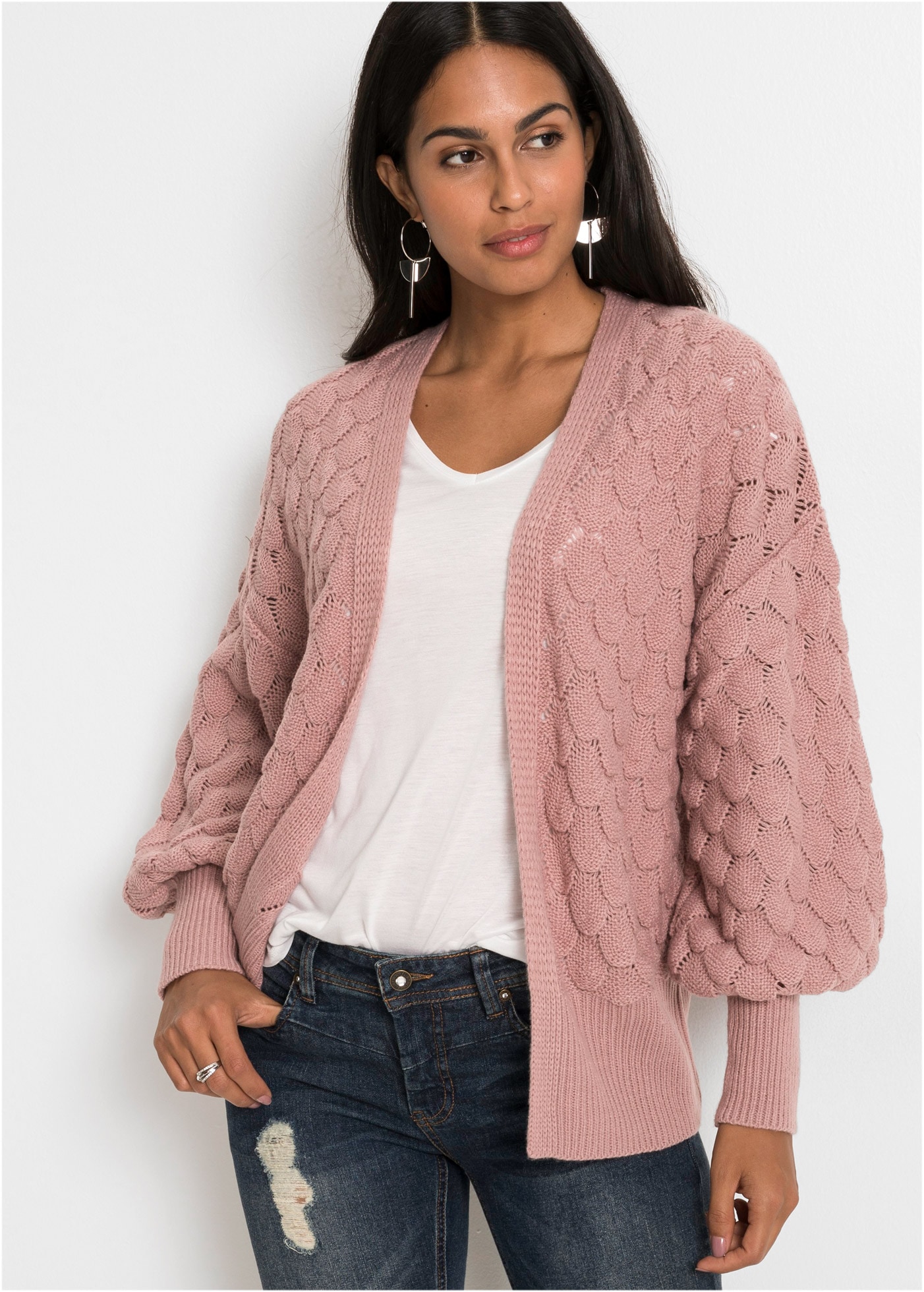 bonprix "Ajour-Strickjacke" Oversize-Passform, Ajour-Muster, femininer Stil, aus Polyacryl