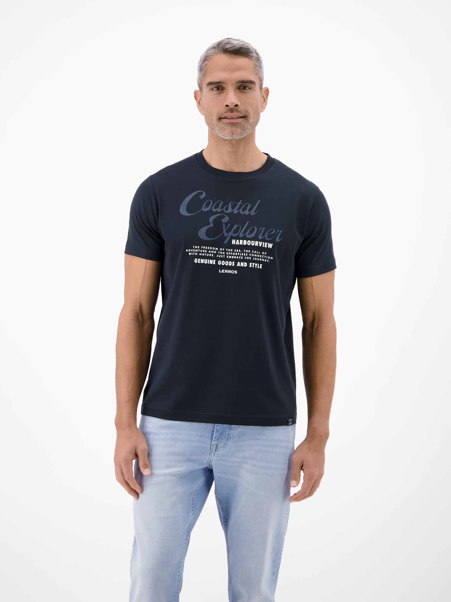 T-Shirt LERROS "T-Shirt aus 100 % Baumwolle mit Brustprint", Damen, Gr. XXL, classic navy, 100% Baumwolle, Rundhals, Shirts T-Shirt 2