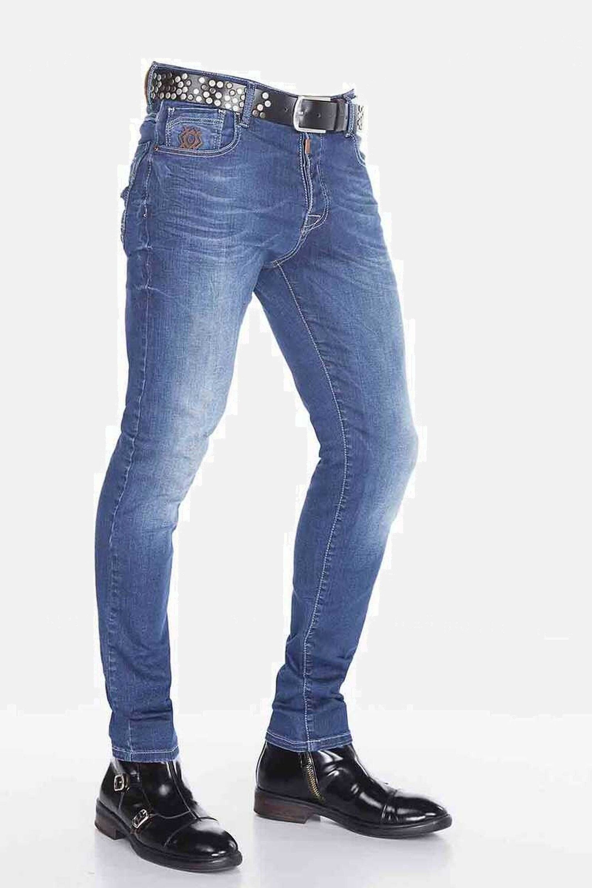 Cipo & Baxx Regular-fit-Jeans »Jeans«, mit dezenter Waschung, CD-389