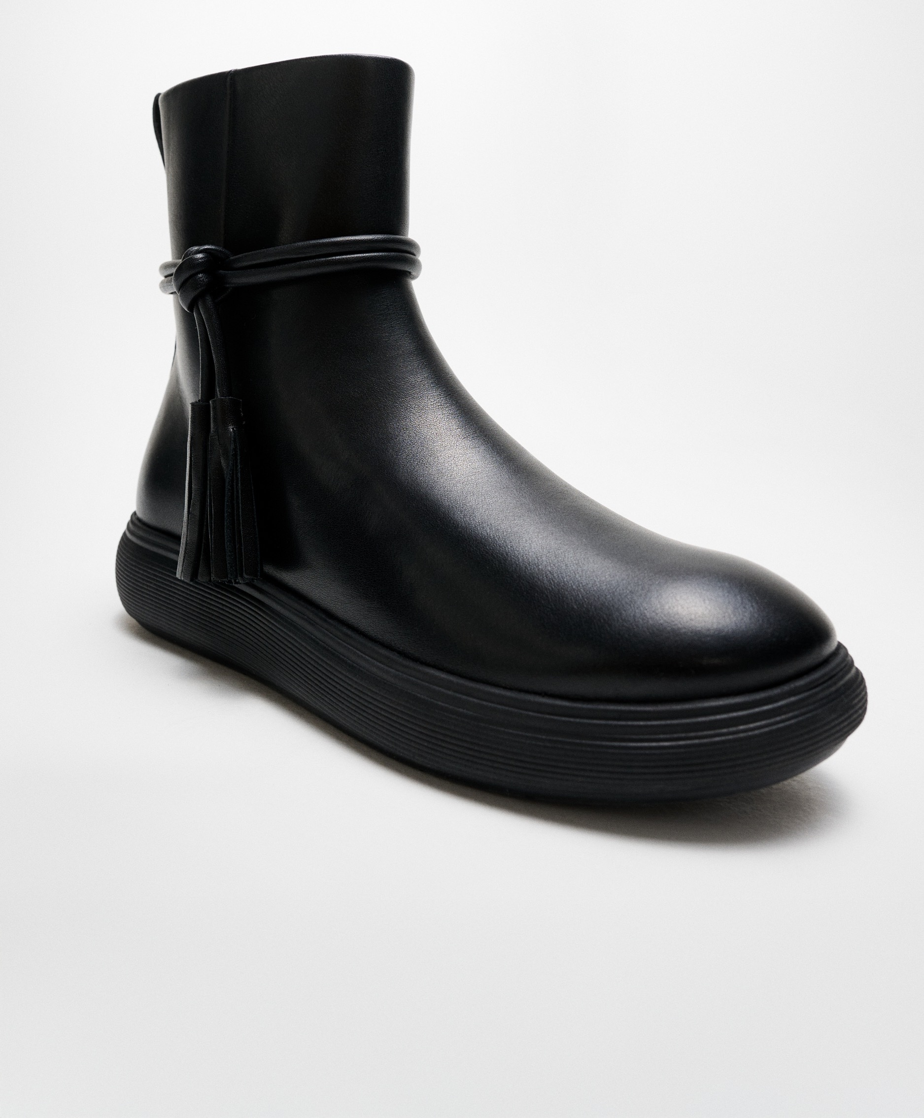 Fitflop Plateaustiefelette »iQ-COMFF TASSEL«, Boots, Chunky Boot mit Plateausohle