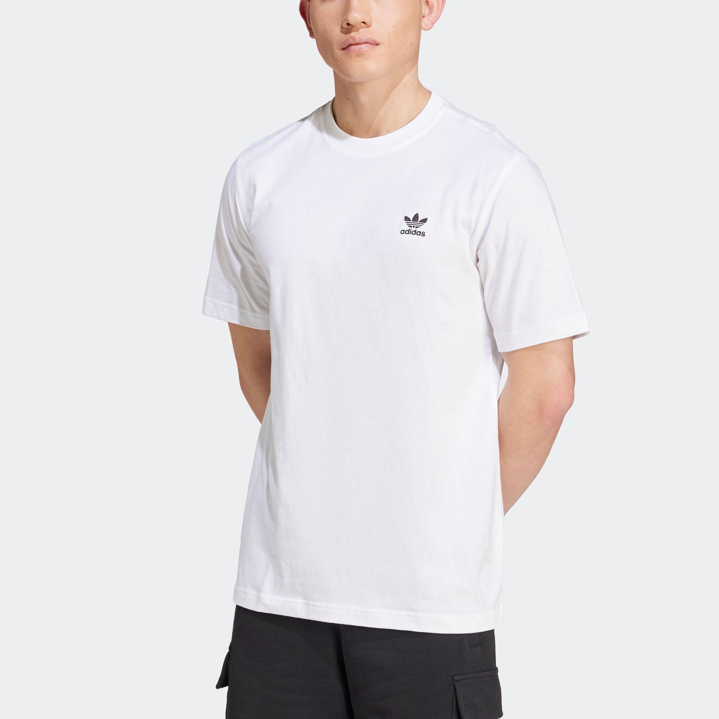 adidas Originals "ESS TEE" sportlicher Stil, regulärer Schnitt, aus Baumwol günstig online kaufen