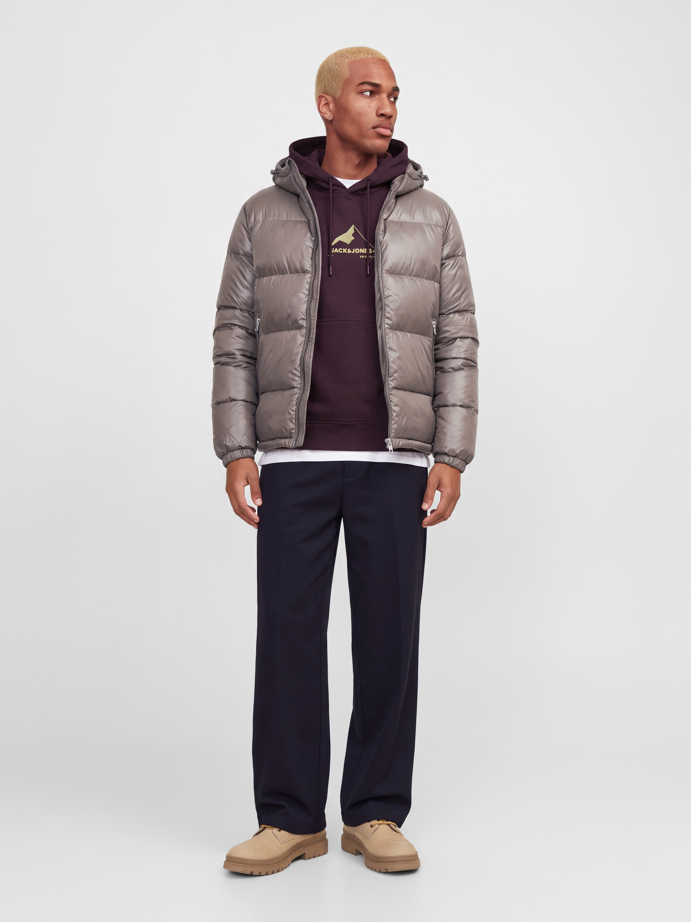 Jack & Jones Steppjacke »JCOCLUB SHINY PUFFER JACKET BF« mit Kapuze Kunstfaser, regular fit