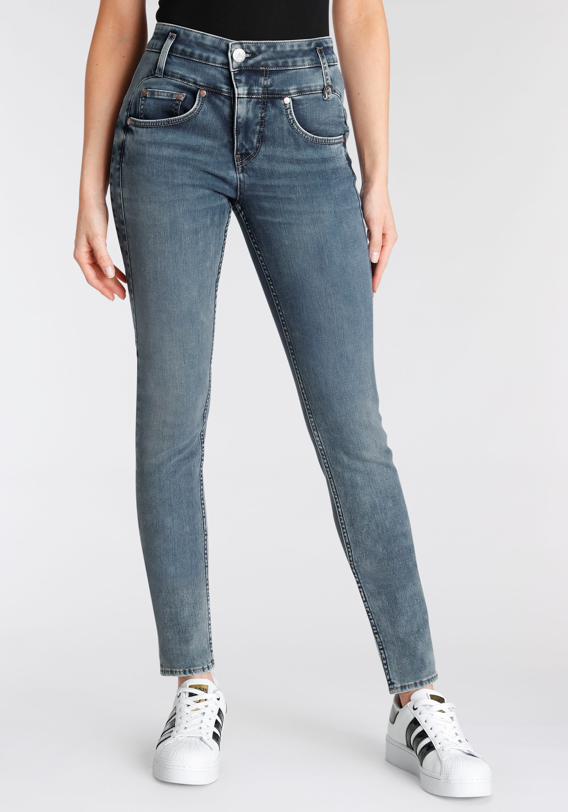 High-waist-Jeans »Sharp Slim Reused Denim«