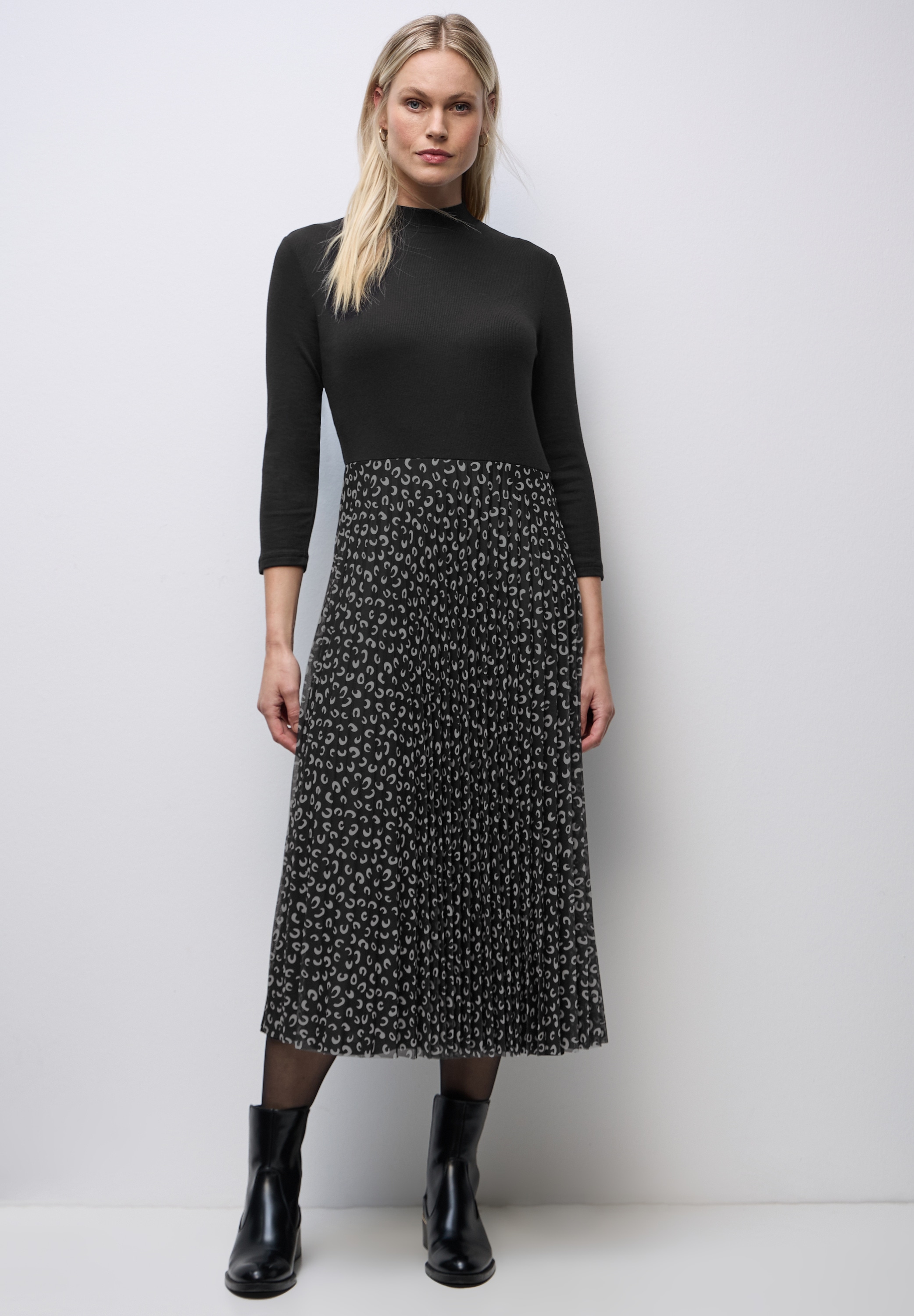 STREET ONE Midikleid Ohne Taschen mit plissiertem Rockteil günstig online kaufen