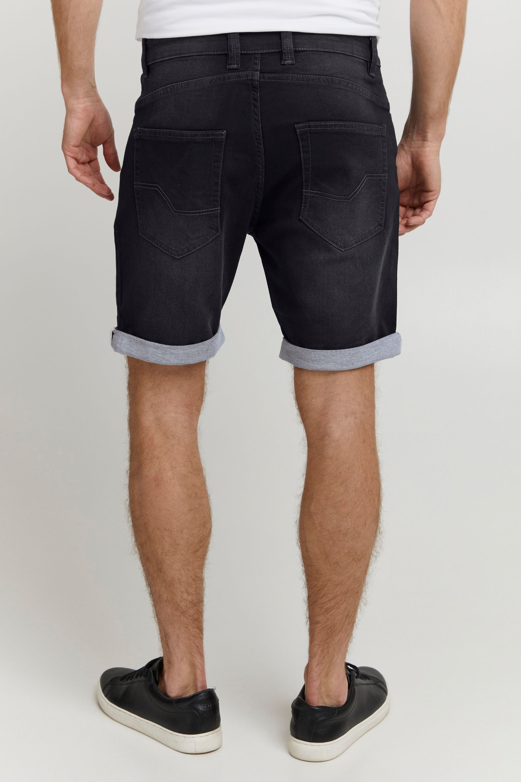 Jeansshorts INDICODE "Jeansshorts IDGodolf", Herren, Gr. M, N-Gr, schwarz (vintage schwarz), Obermaterial: 80% Baumwolle CO. 18% Polyester PES. 2% Elasthan EL., Jeans Jeansshorts 3