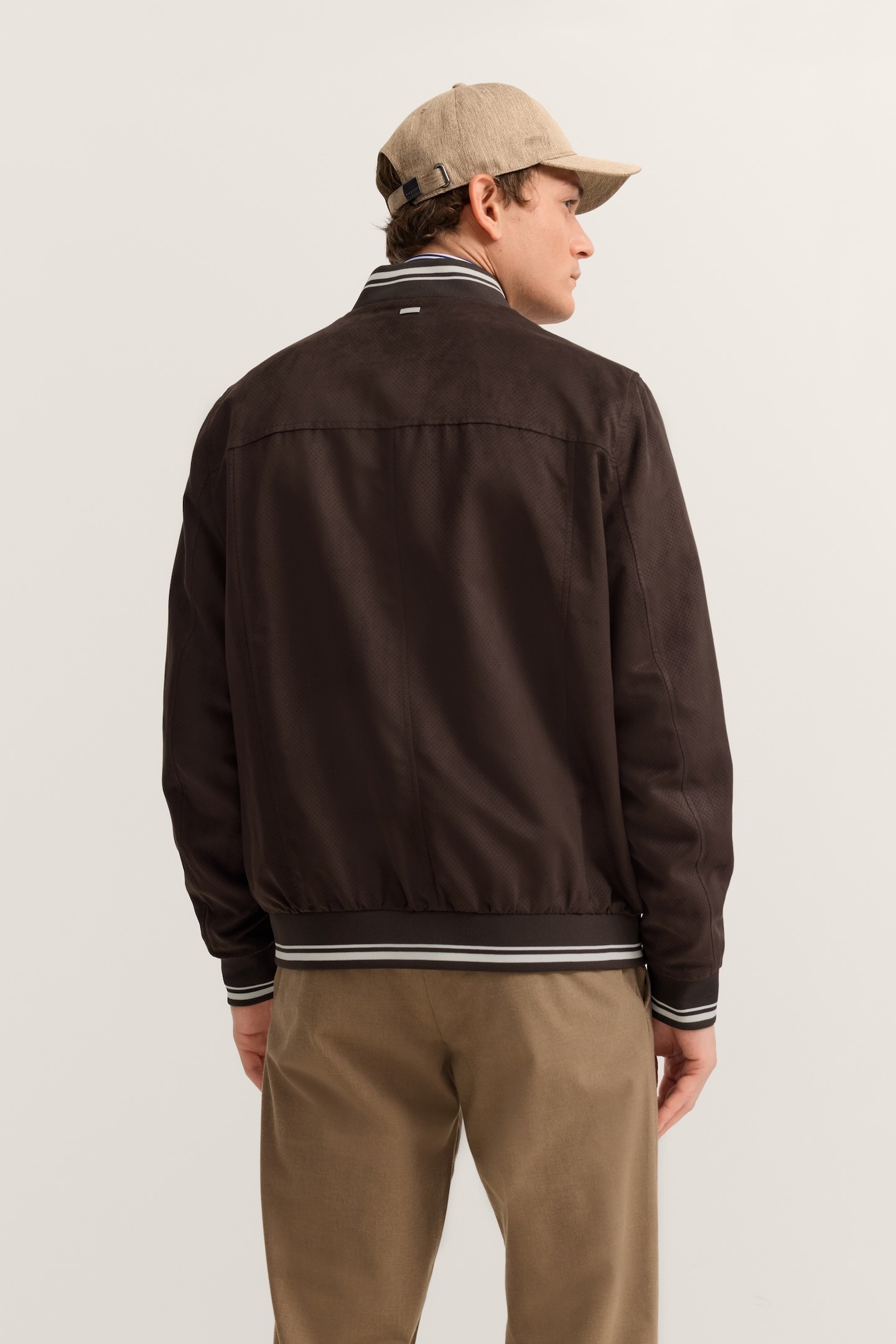 bugatti Collegejacke "Regular Fit" wasserabweisend trotz leicht perforierte günstig online kaufen
