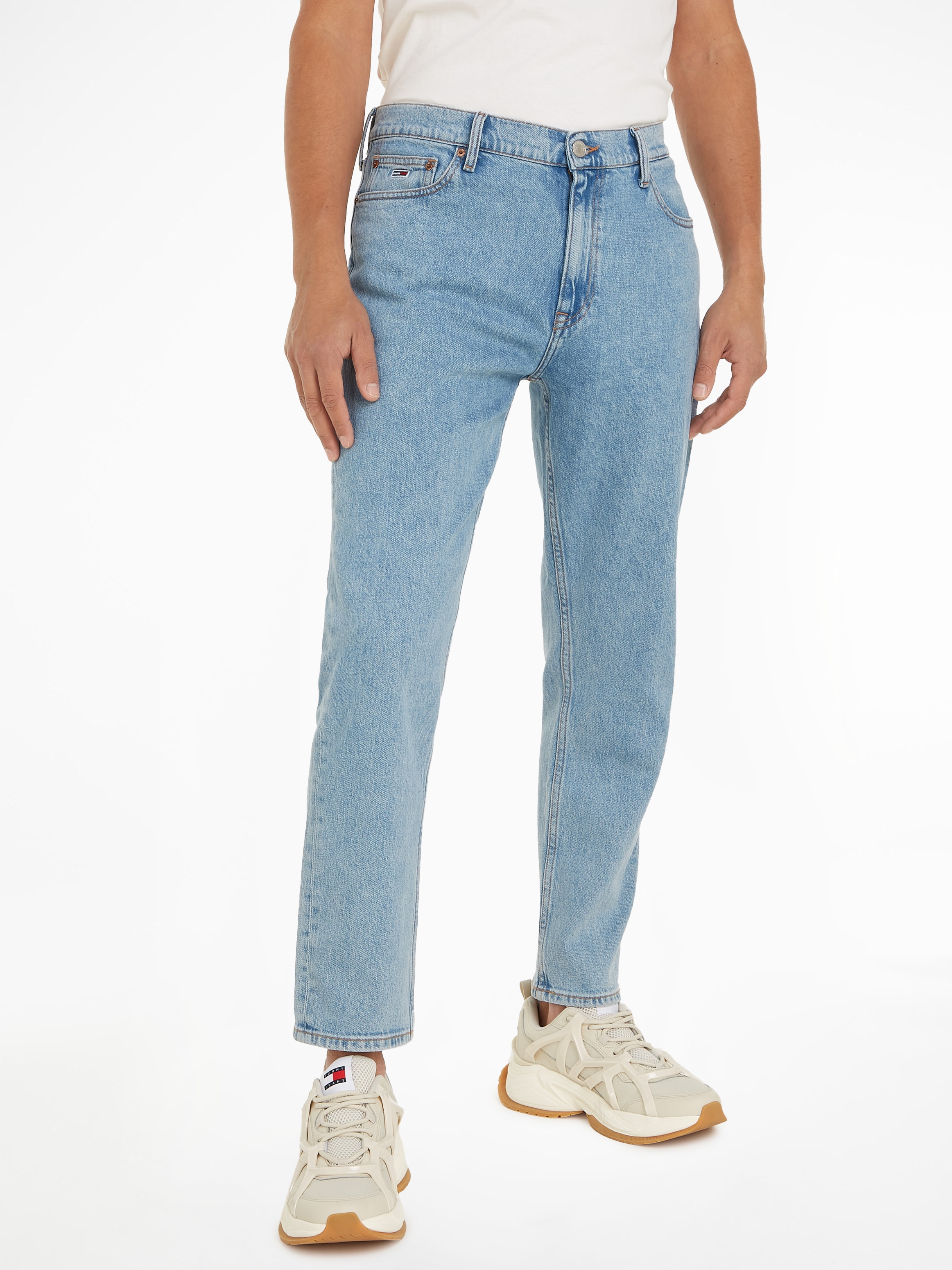 Tommy Jeans Dad-Jeans "DAD JEAN RGLR", im 5-Pocket-Style