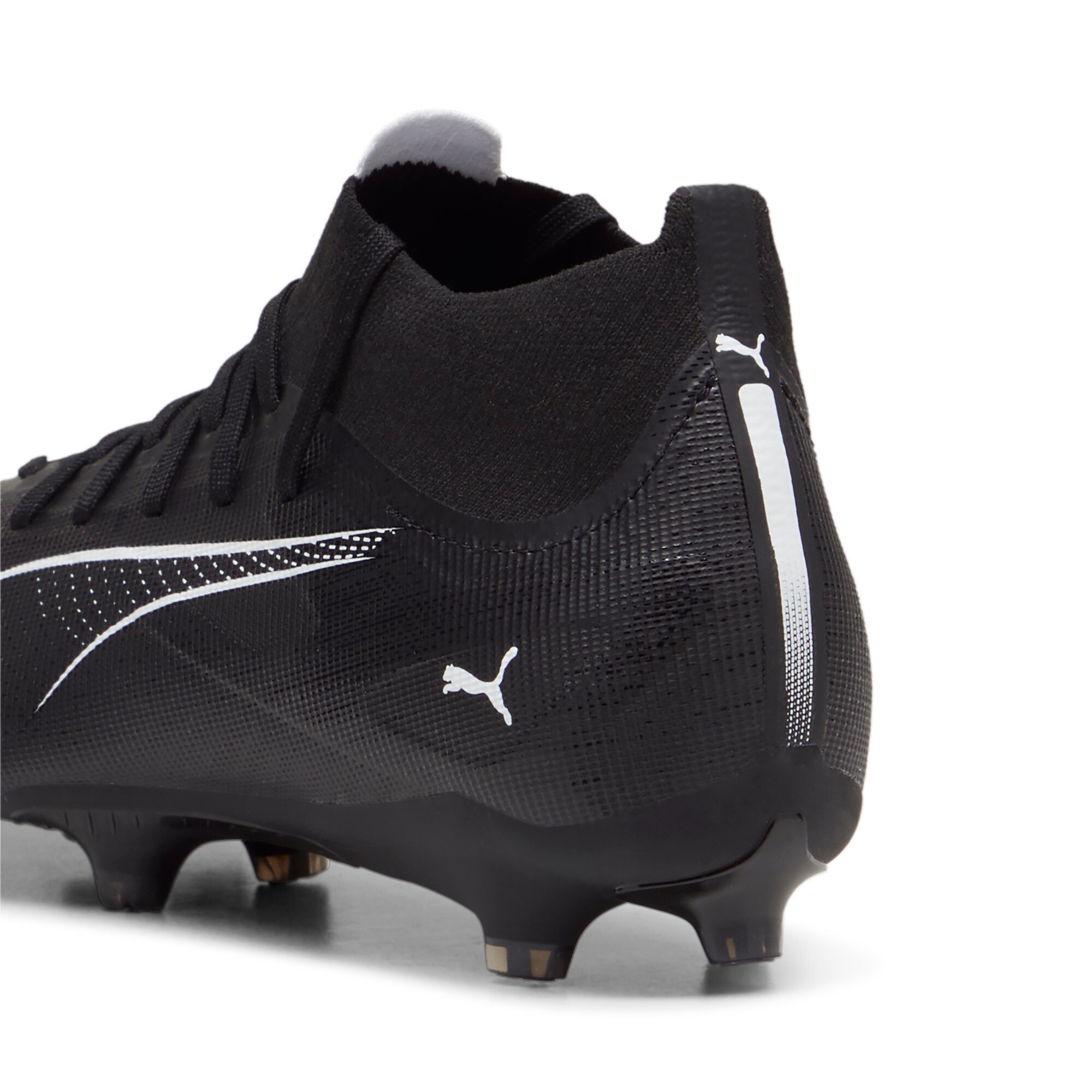 PUMA Fußballschuh »ULTRA 5 MATCH+ FG/AG«, für Rasenplätze