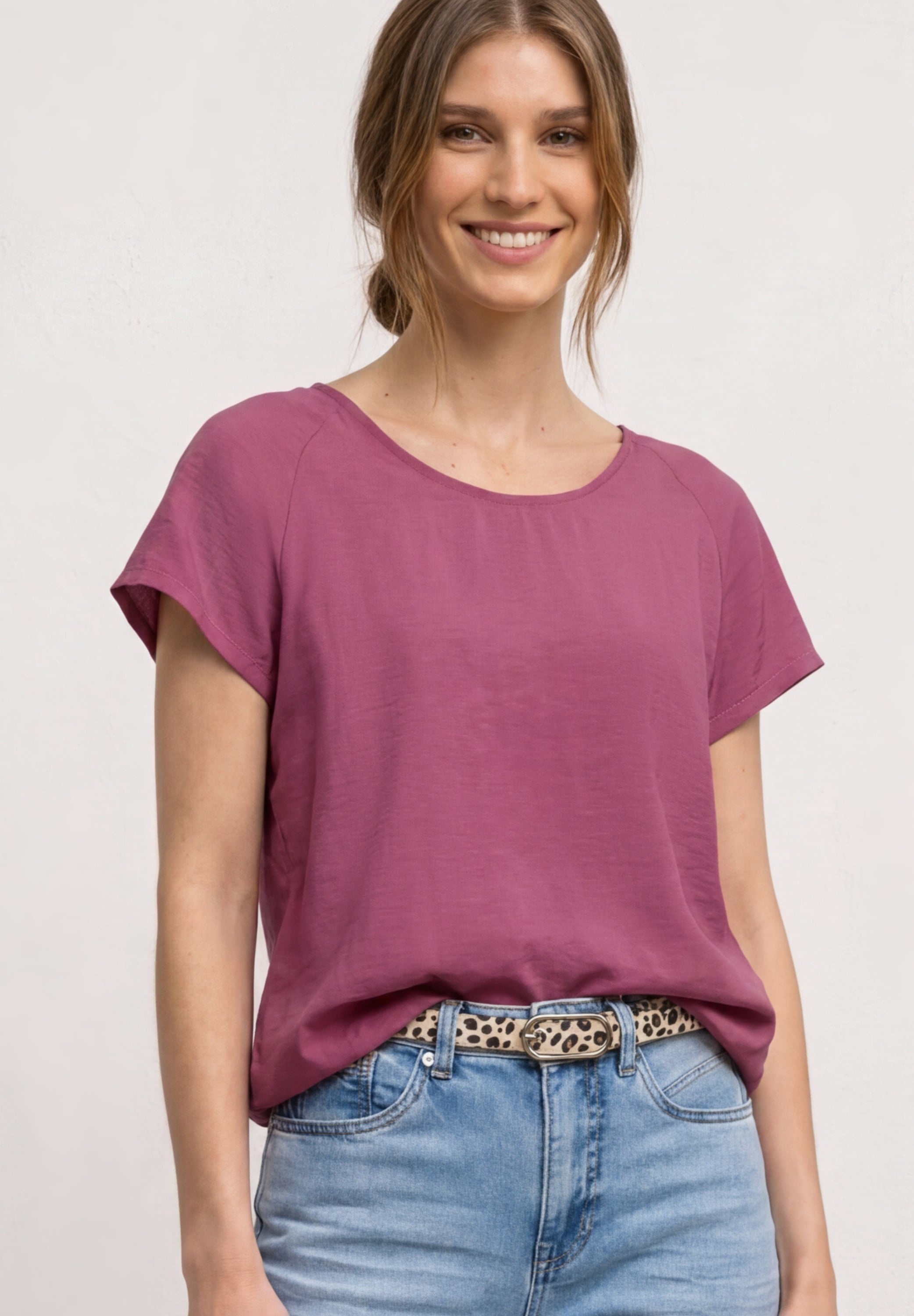 STREET ONE T-Shirt mit abgerundetem V-Ausschnitt