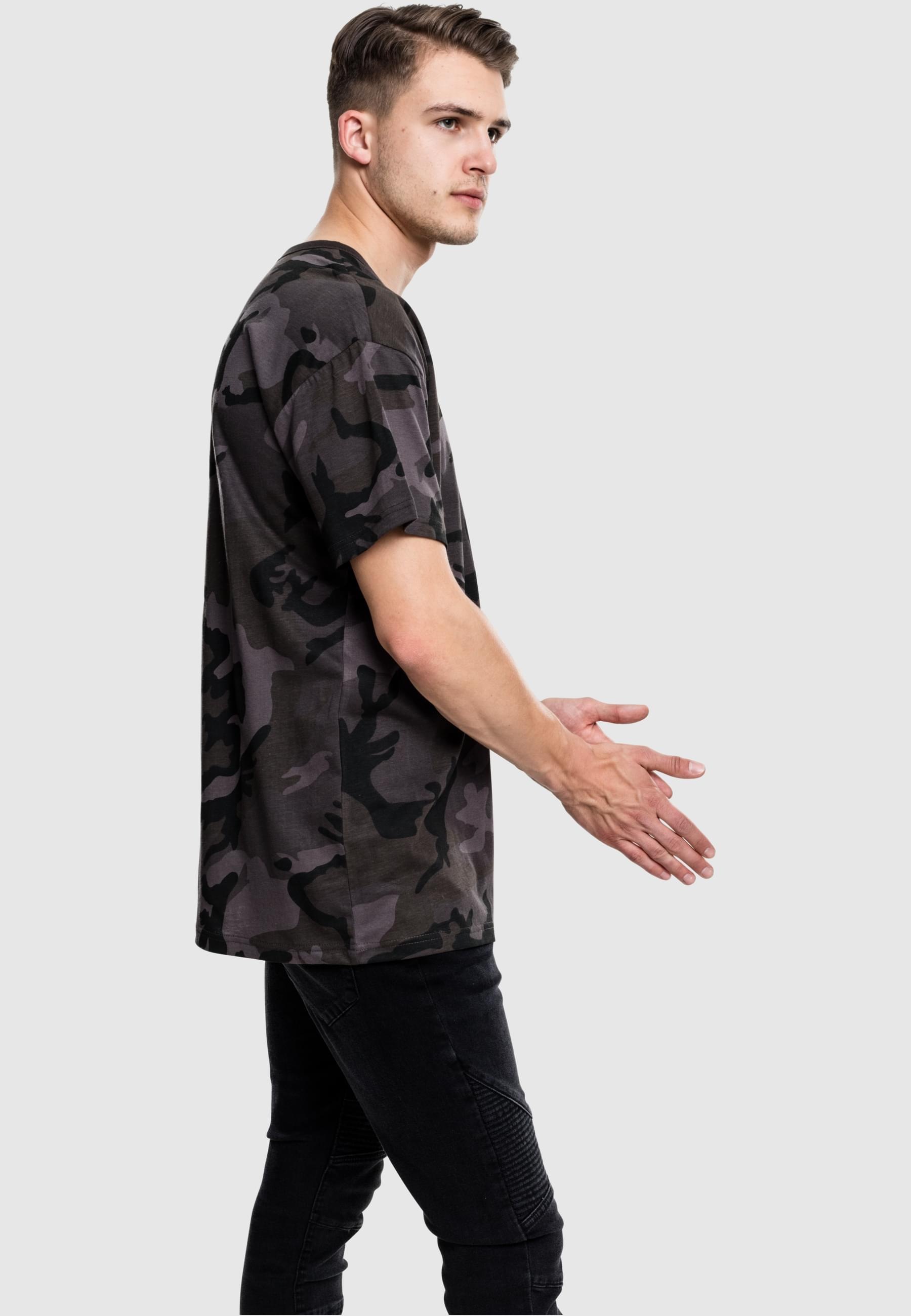 URBAN CLASSICS Kurzarmshirt »Urban Classics Herren Camo Oversized Tee«, (1 tlg.)