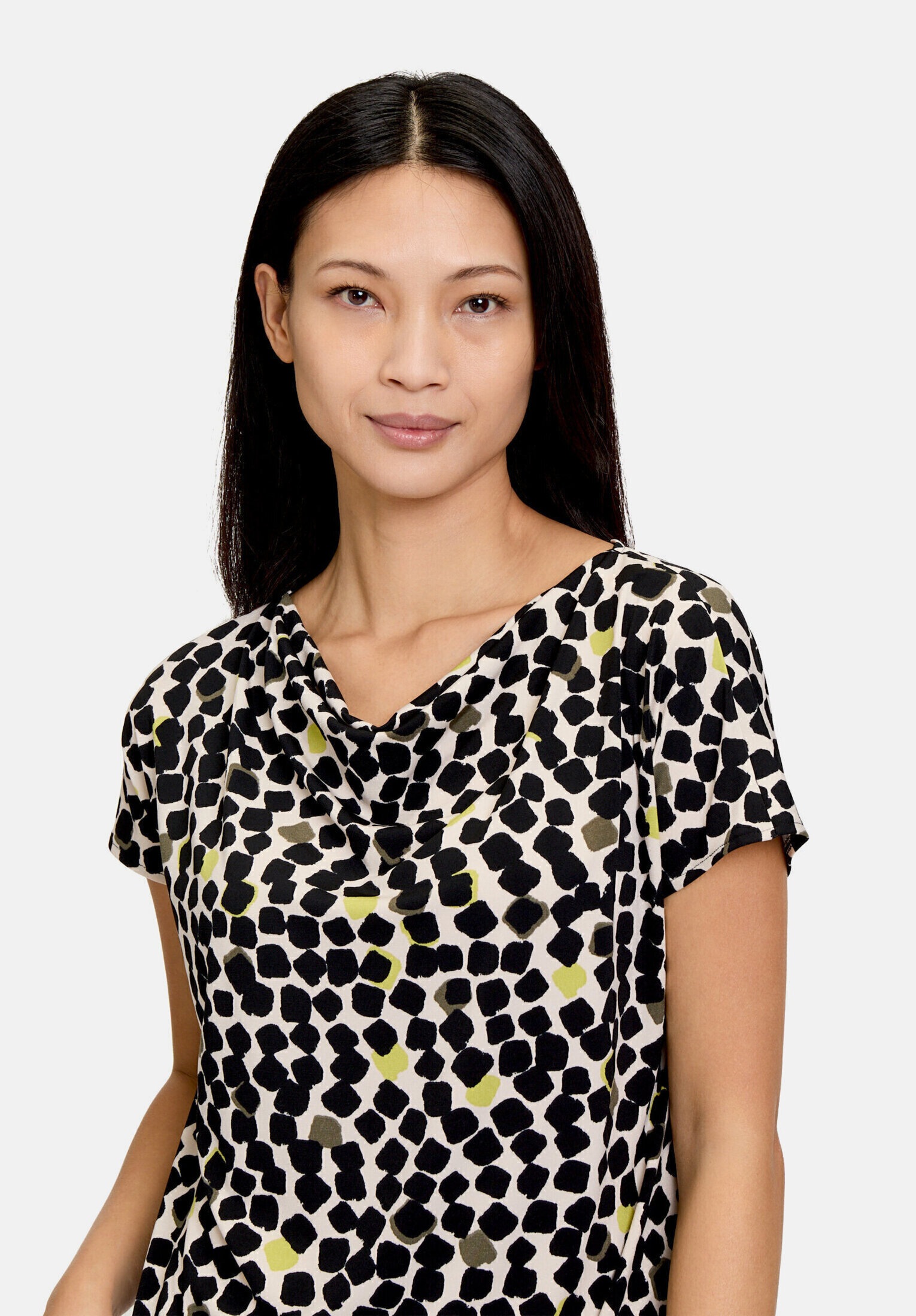 Betty Barclay Kurzarmshirt »Damen mit Wasserfallausschnitt« 1 Stk. Material