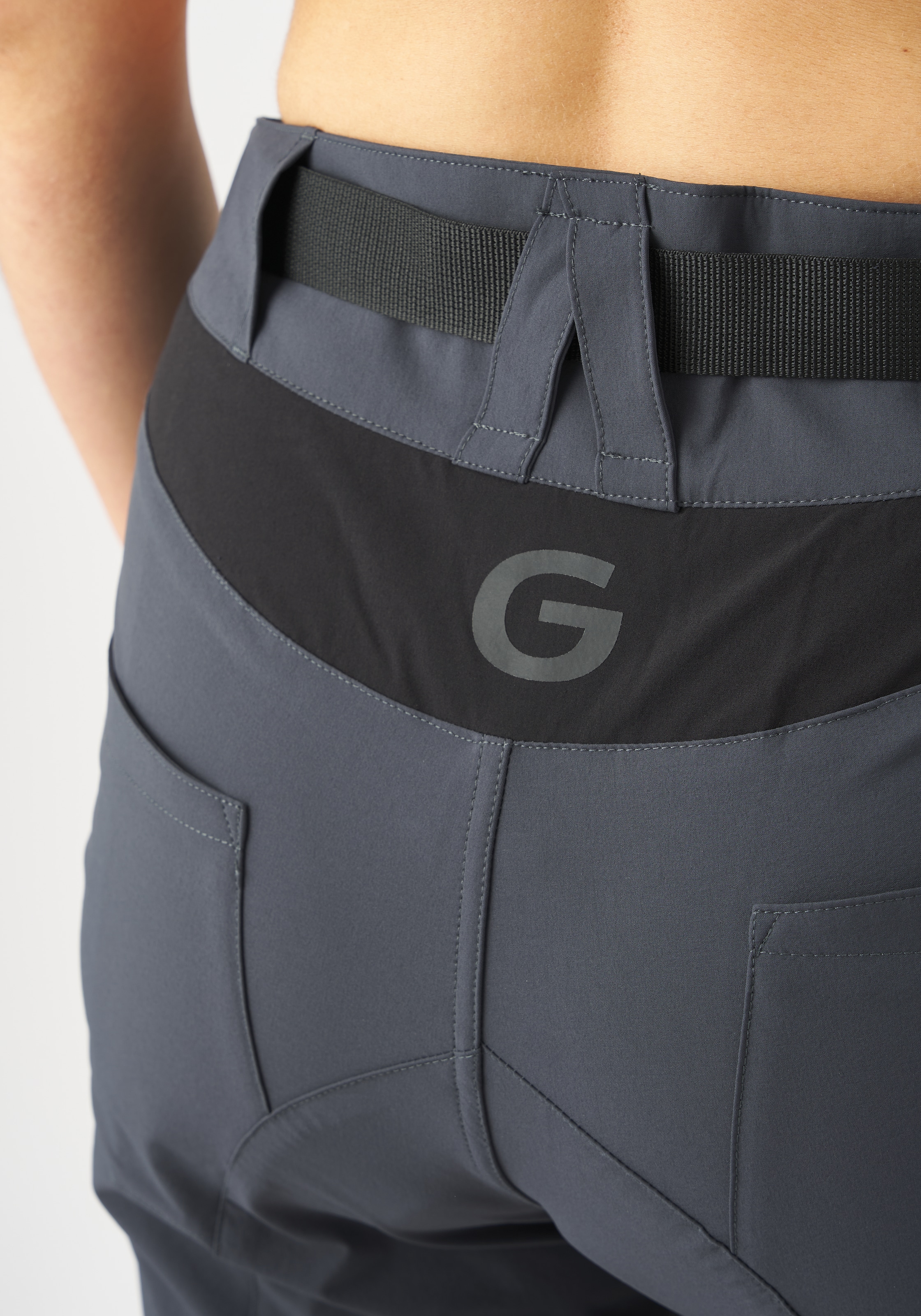 Gonso Fahrradhose »Mira Basic«  kurze Damen Radhose mit Sitzpolster, wasserabweisend, inkl. Gürtel