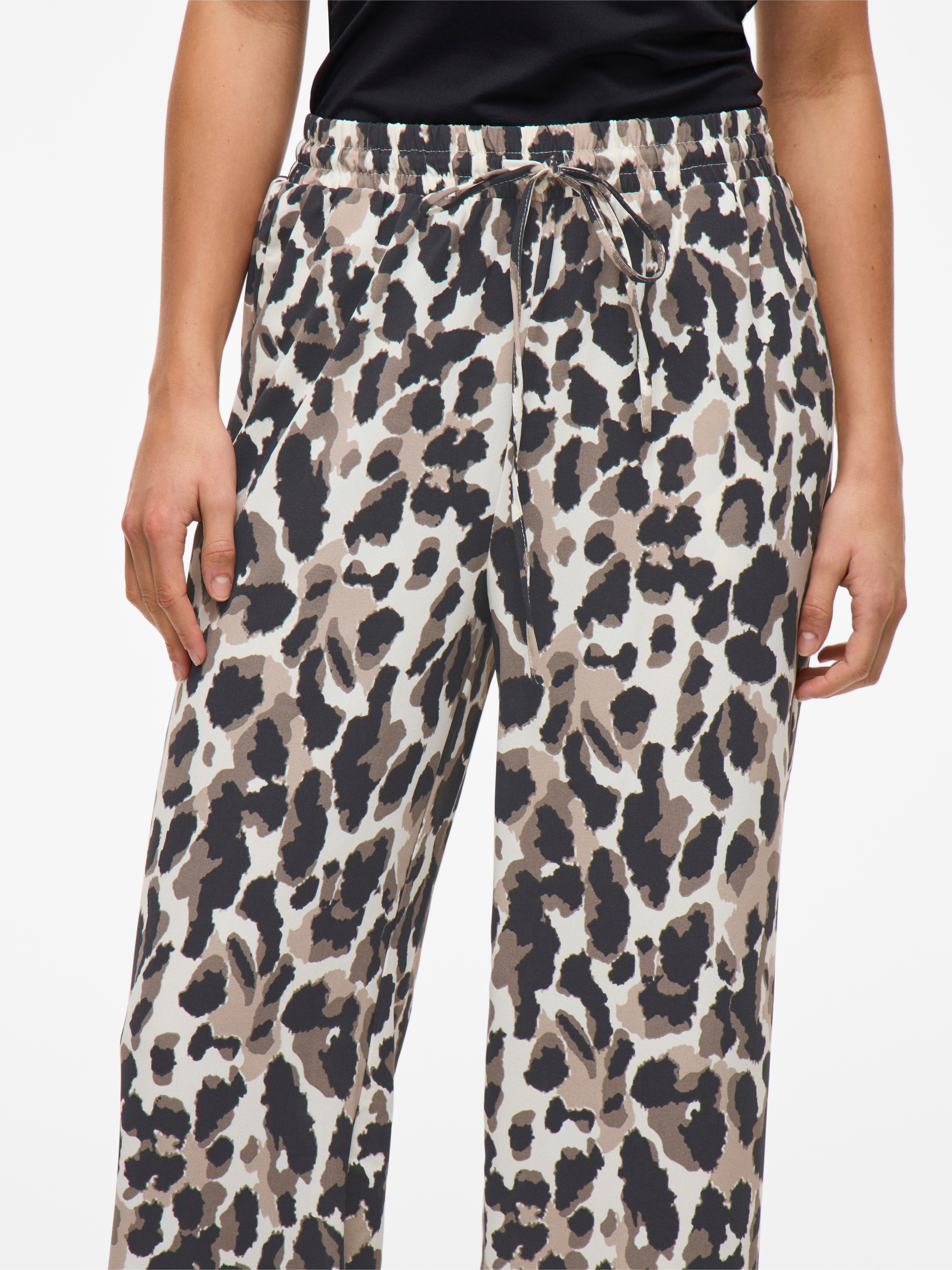 Thumbnail - Vila Schlupfhose "VIJOSA HW WIDE PANTS - NOOS" Sommerhose