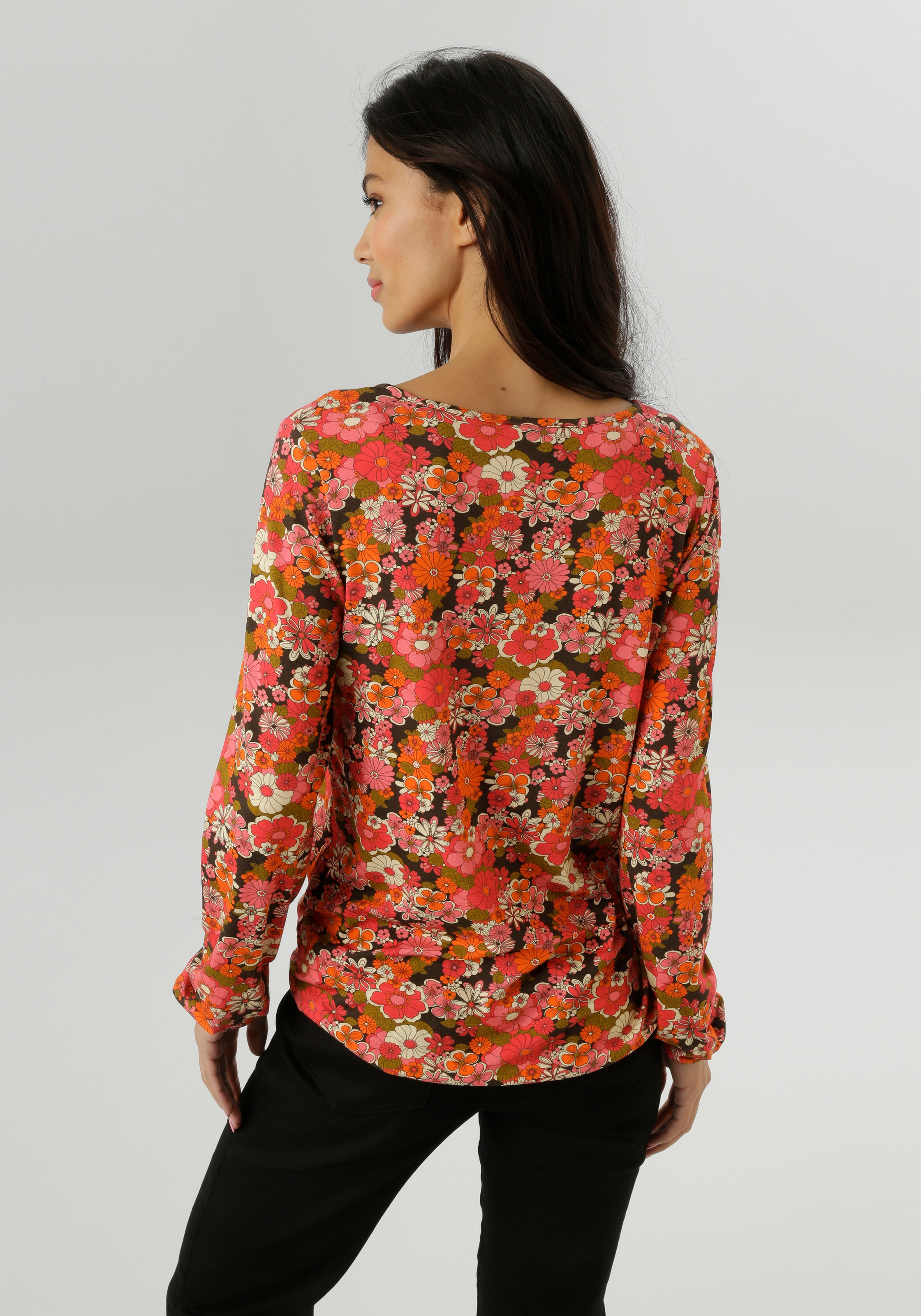 Aniston SELECTED Langarmshirt, mit Cut-out und farbenfrohem Blütendruck - N günstig online kaufen