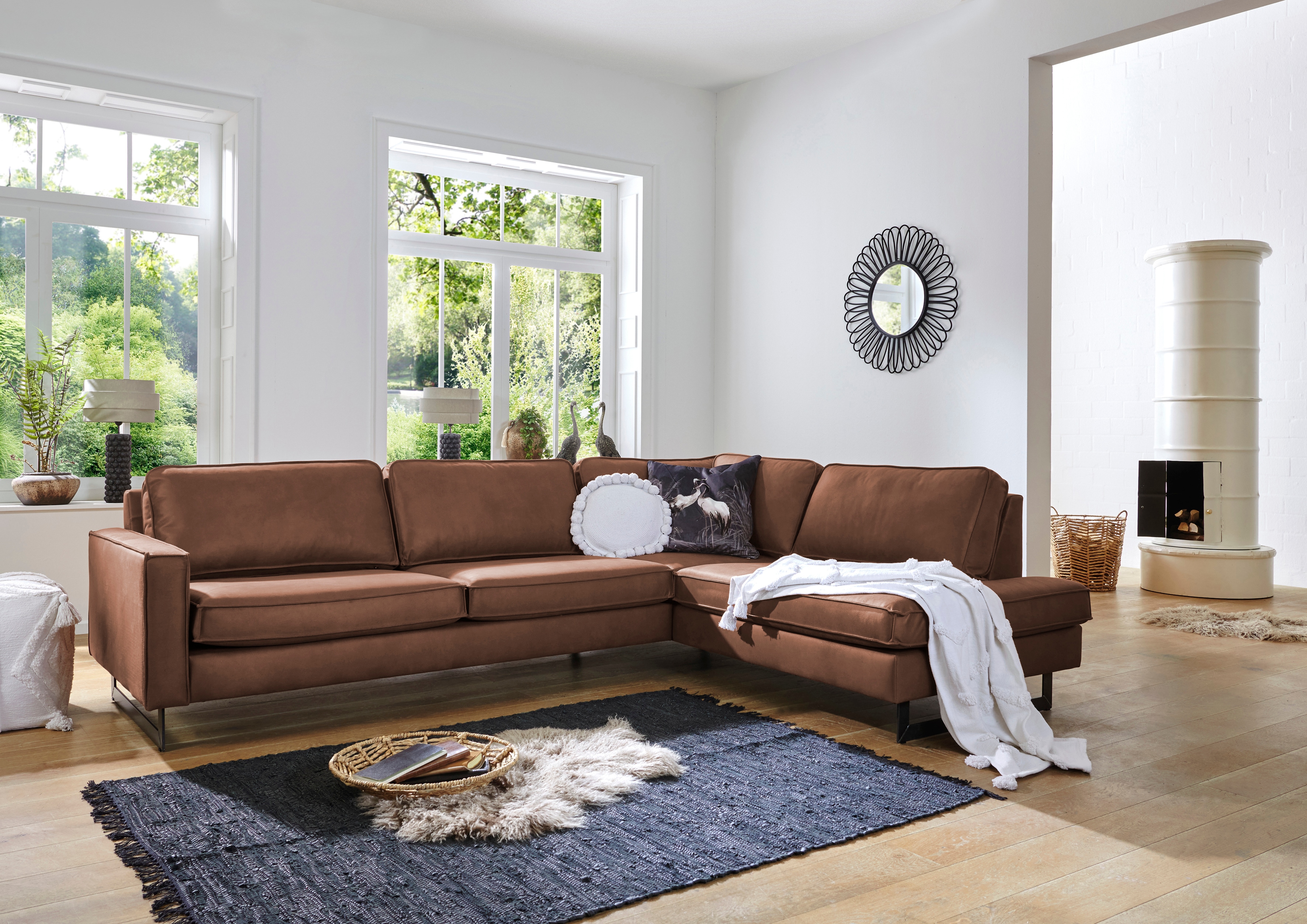 OTTO home Ecksofa "Pinto, 290 cm, Cord, Chenille, Lederoptik, Ottomane links / rechts" mit Keder, schwarze Metallfüße, Wellenunterfederung