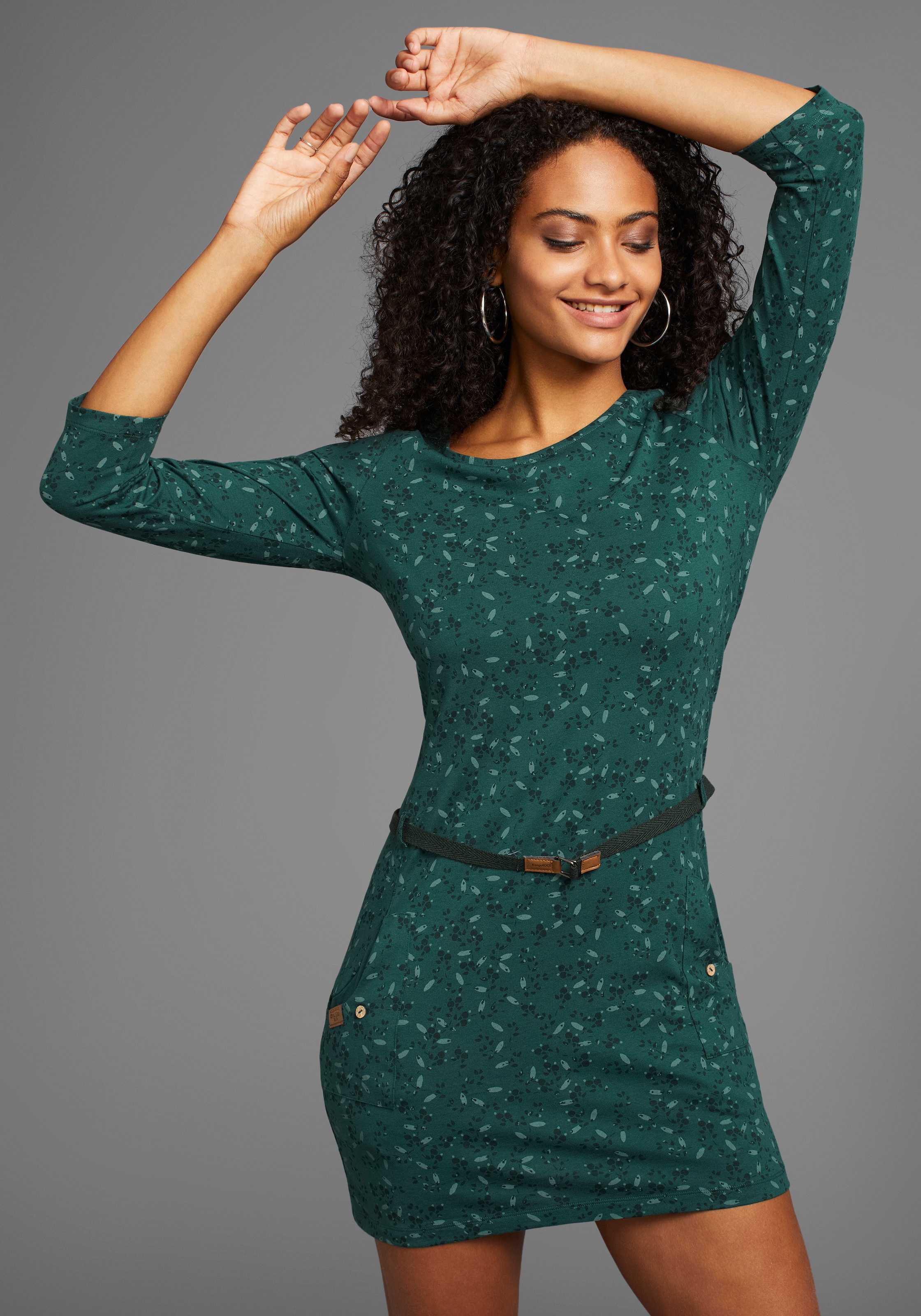 KangaROOS Jerseykleid aufgesetzte Taschen mit Allover-Print günstig online kaufen