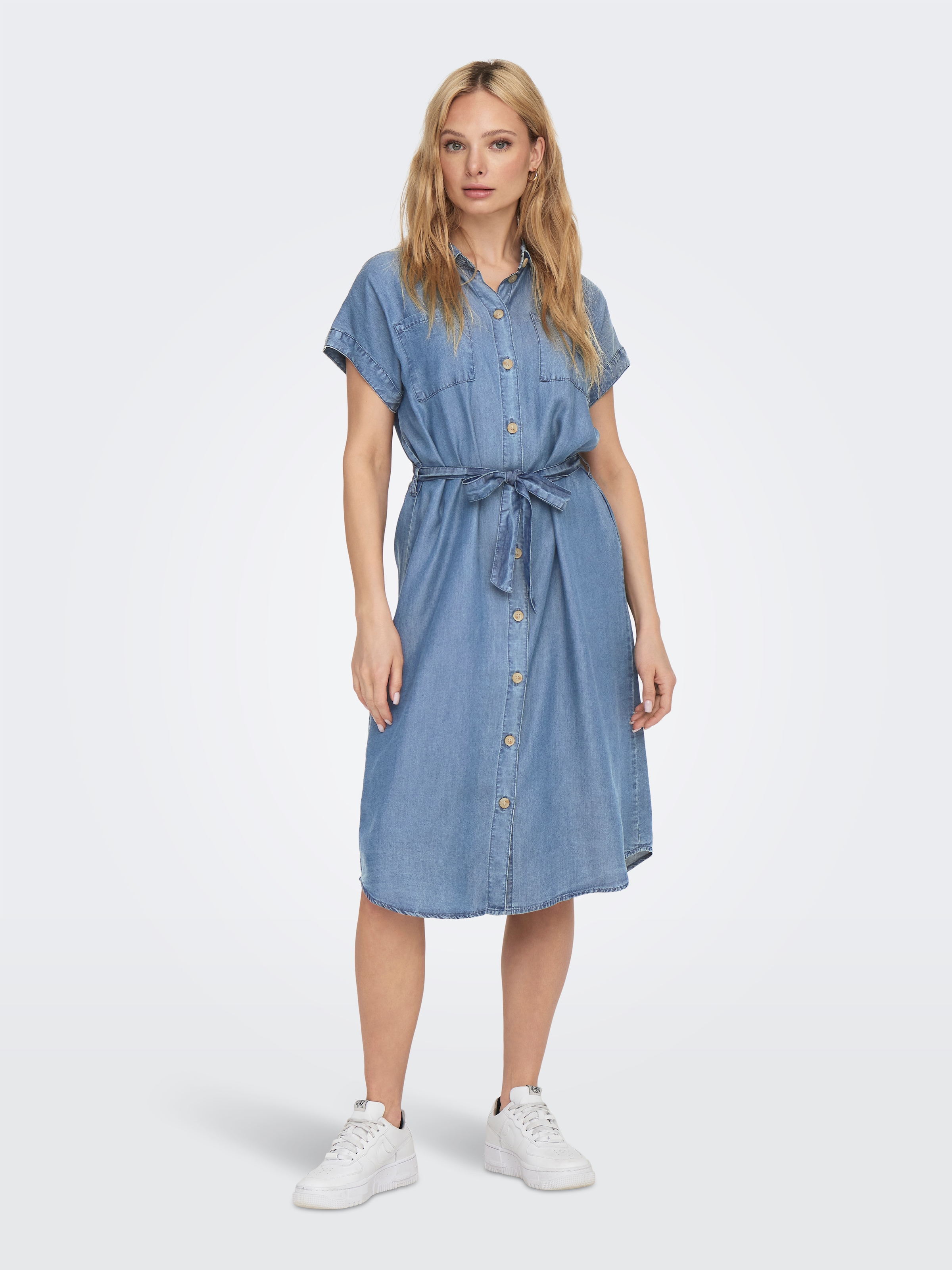 ONLY Jeanskleid "ONLPEMA – Jeanskleid mit Knopfleiste und Brusttaschen", re günstig online kaufen