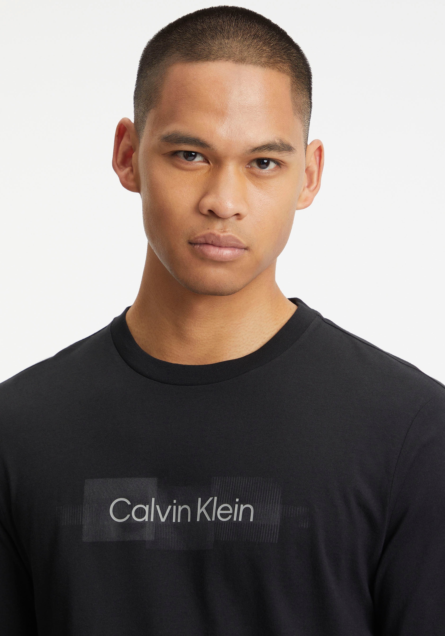 Calvin Klein Longsleeve »BOX Logoprint STRIPED | BAUR der mit LS ▷ kaufen LOGO Vorderseite auf T-SHIRT«