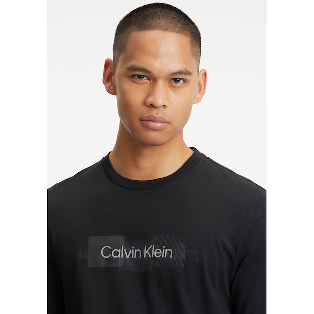 Calvin Klein Longsleeve »BOX STRIPED LOGO LS T-SHIRT«, mit Logoprint auf  der Vorderseite ▷ kaufen | BAUR